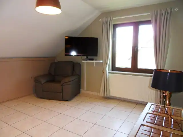 Villa-Landhuis met 4 slpkrs, bureel, 2 garages op 12 are foto 28