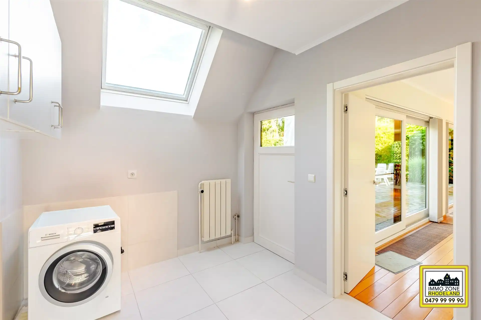 Prachtige villa met grote tuin met ideale ligging foto 15