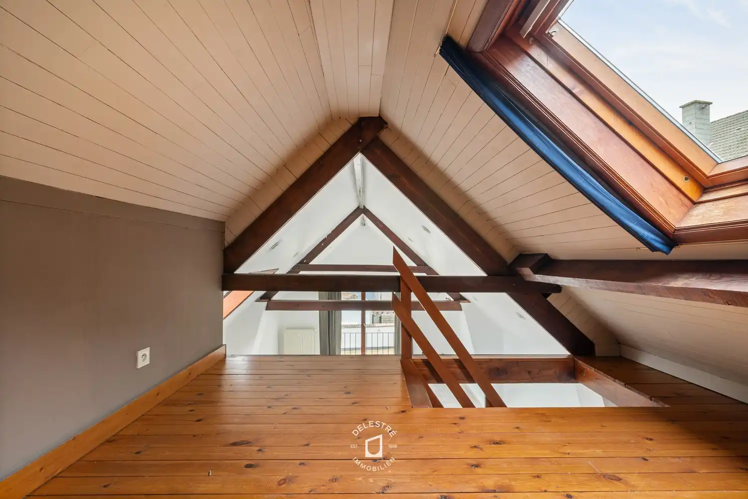 Kwalitatief verhuurde investeringseigendom 5 APP. EN 5 GARAGES in het centrum van Ninove foto 12