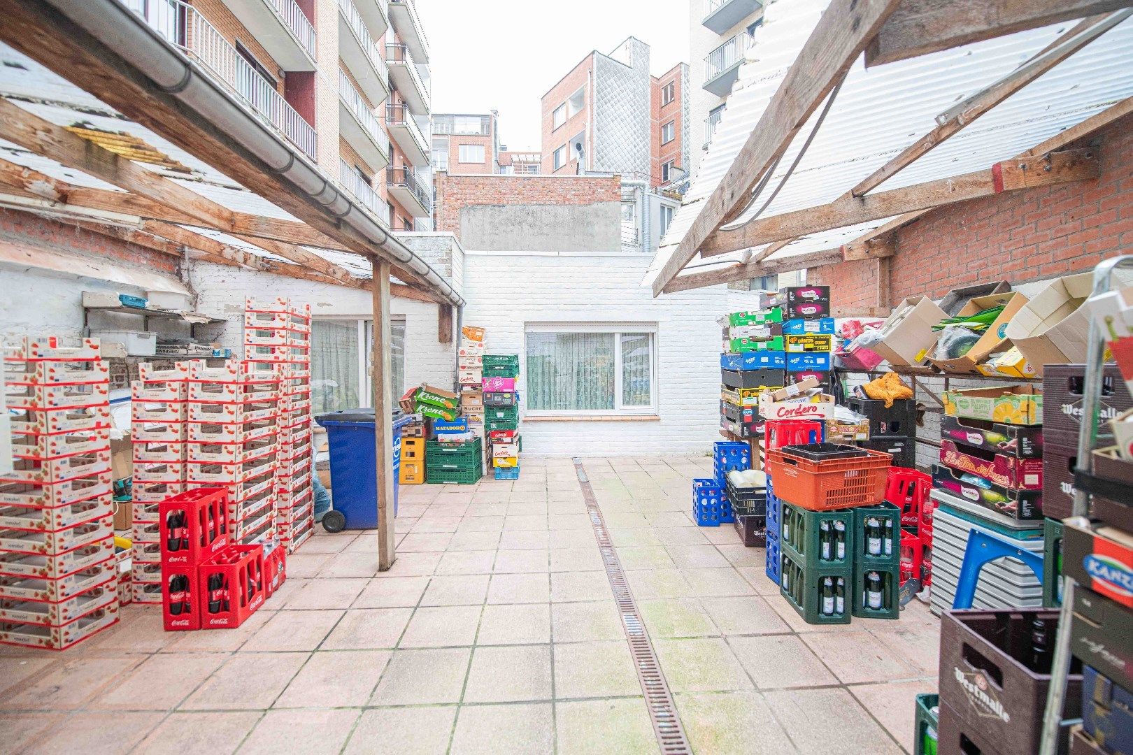 Winkelruimte + woonst op toplocatie foto 9