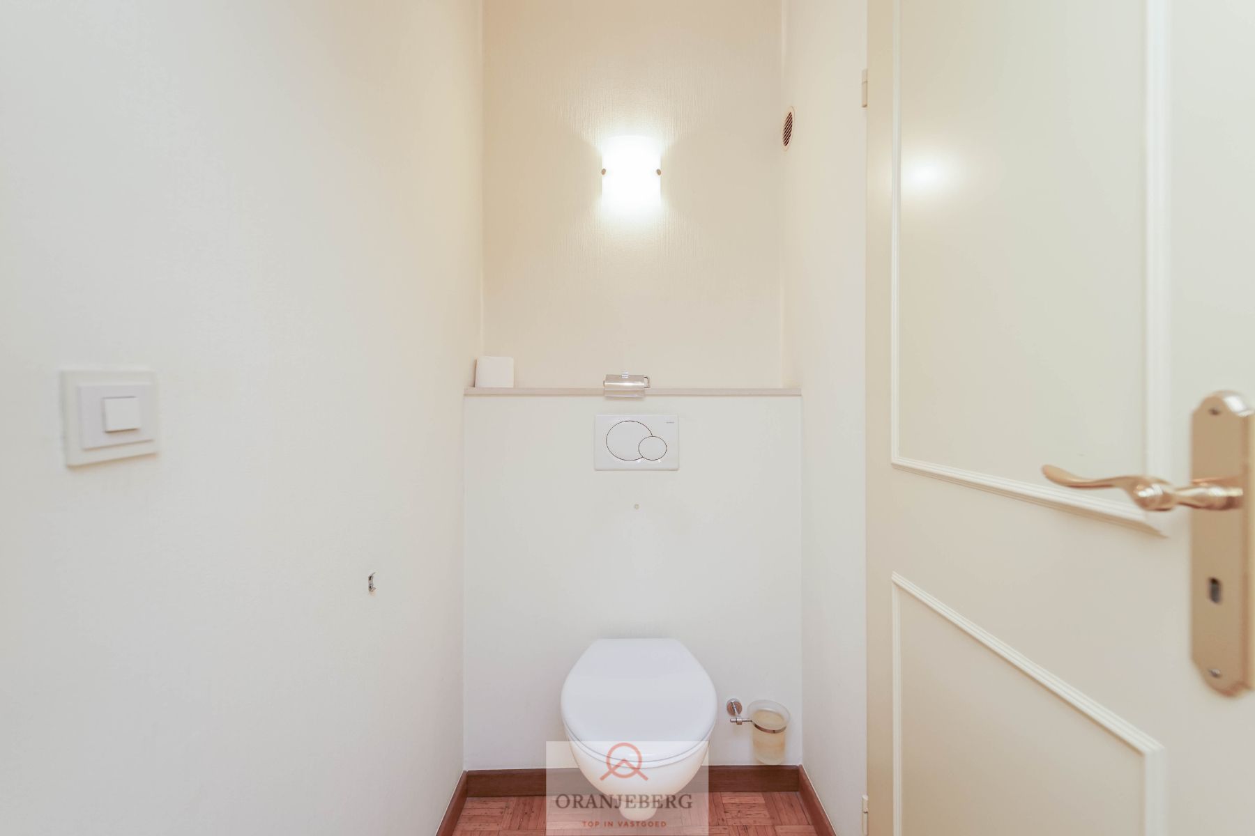 Ruim 2-slaapkamer appartement  (122 m²) vlakbij het Zuidpark! foto 23