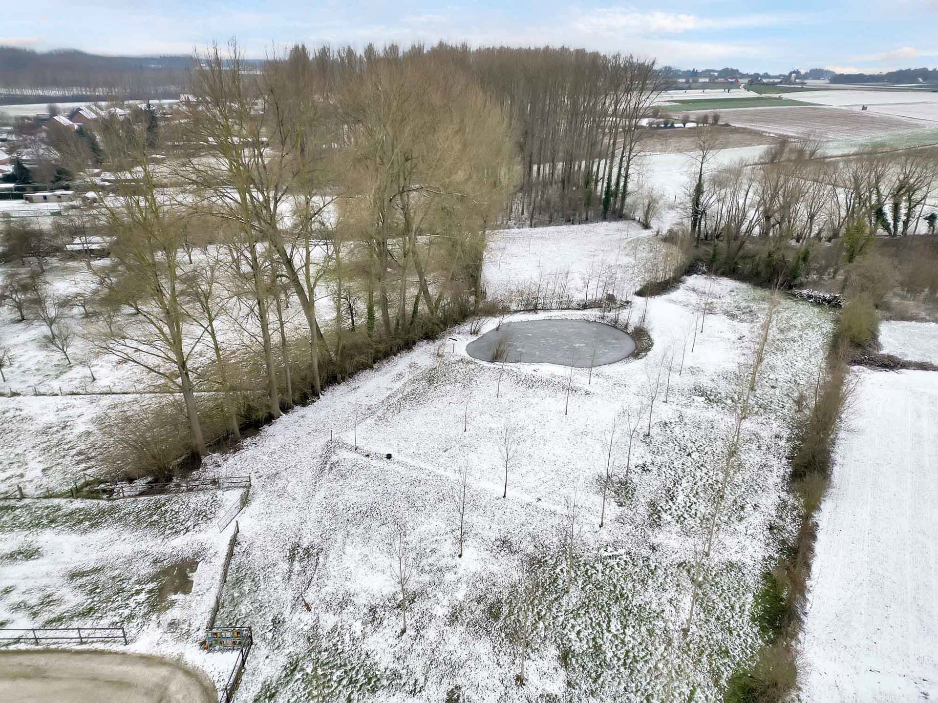 Instapklare woning met paardenaccommodatie te Ninove foto 14