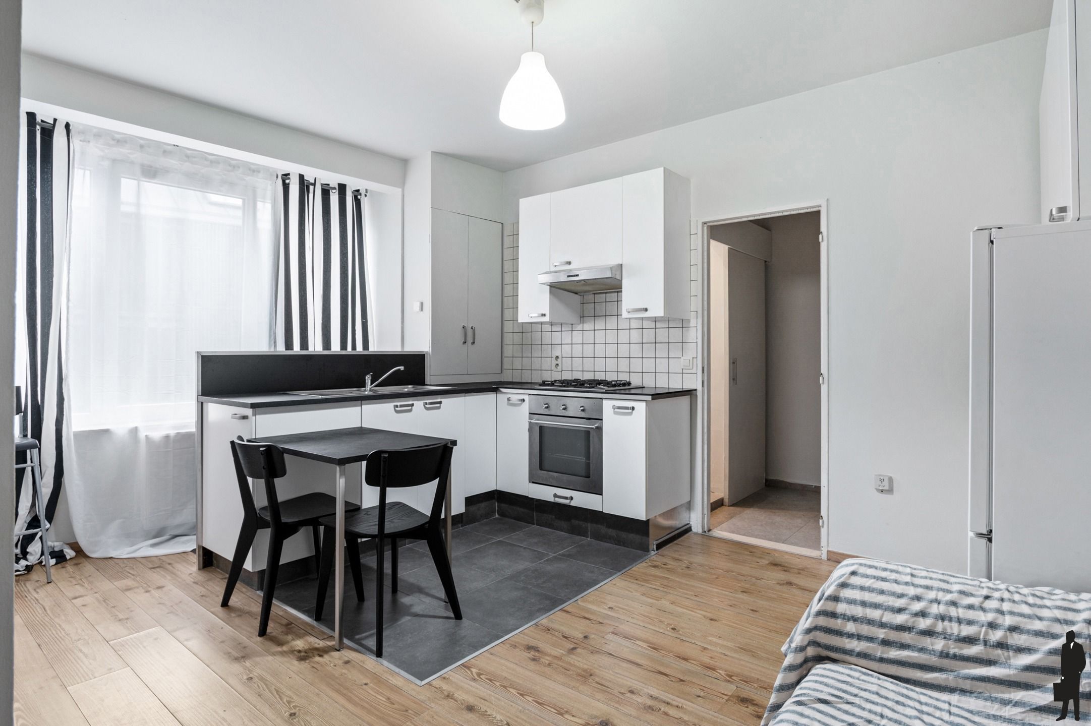 Studio in centrum Kontich foto {{pictureIndex}}