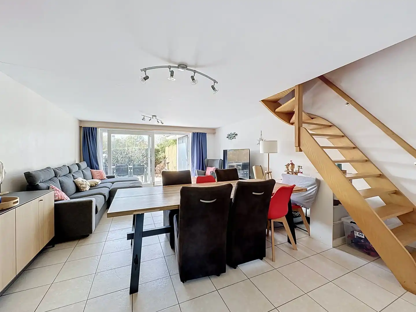 Zongerichte vakantiewoning met gezellig terras, tuin en parking. foto 4