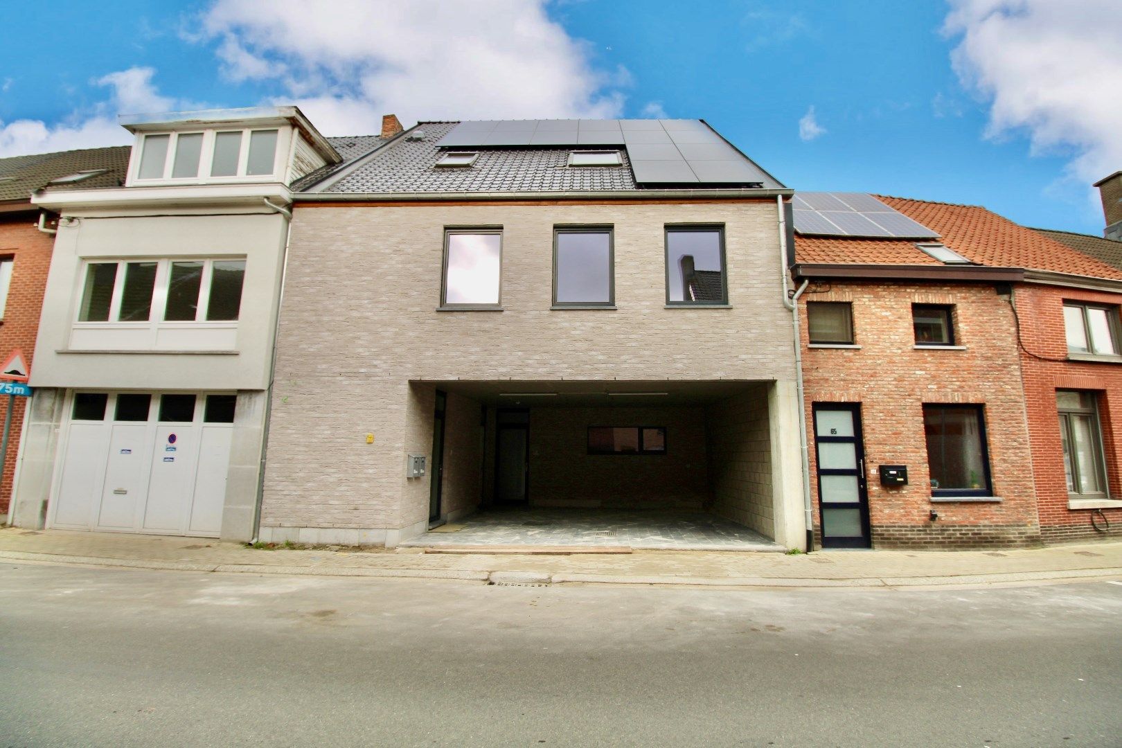 ()=>{if(producerUpdateValueVersion(node),producerAccessed(node),node.value===ERRORED)throw node.error;return node.value} Lokerhoutstraat 67 -/0001 - 9160 Lokeren