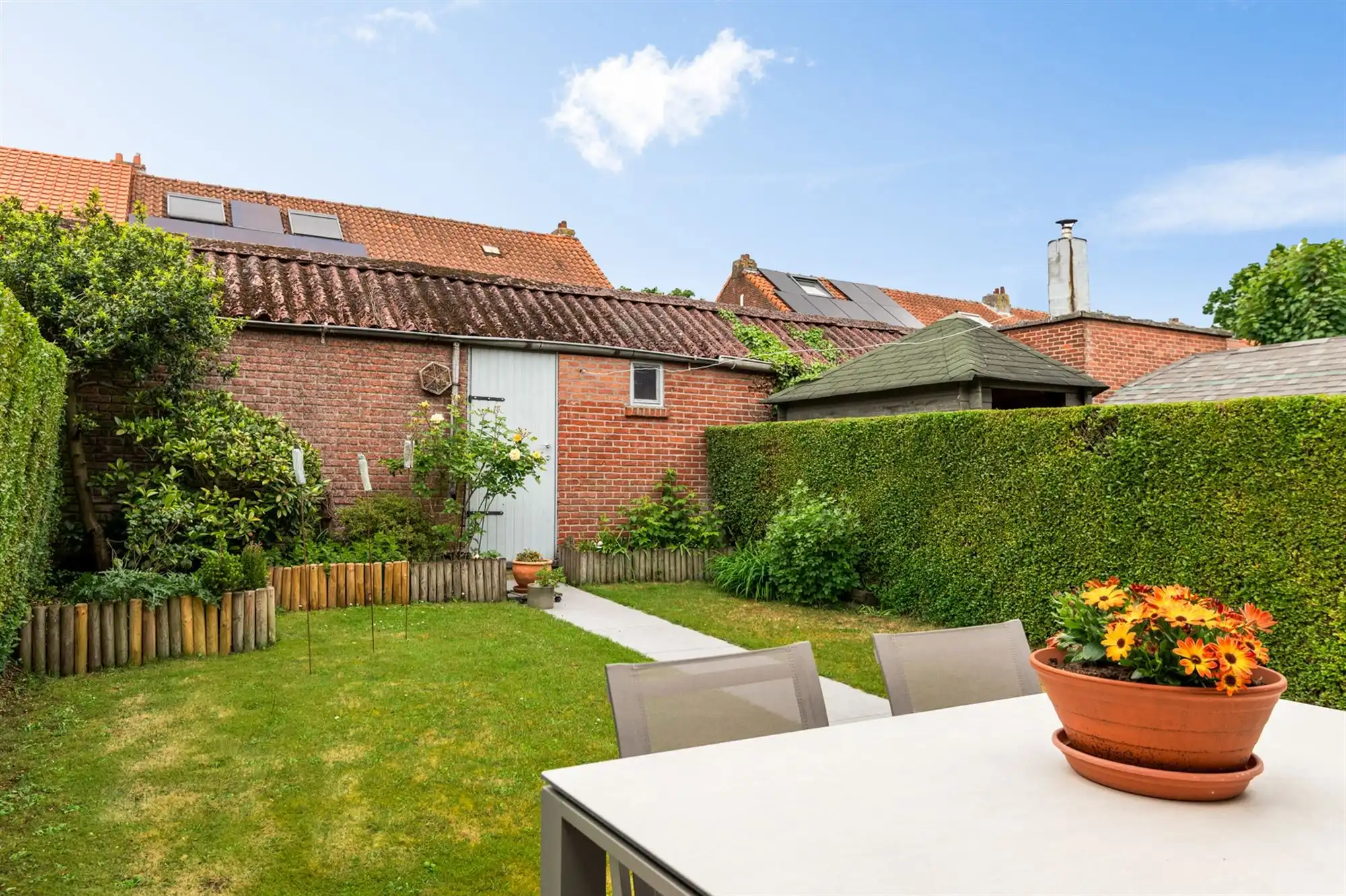 Zeer goed onderhouden woning op een A - locatie te Mechelen foto 15