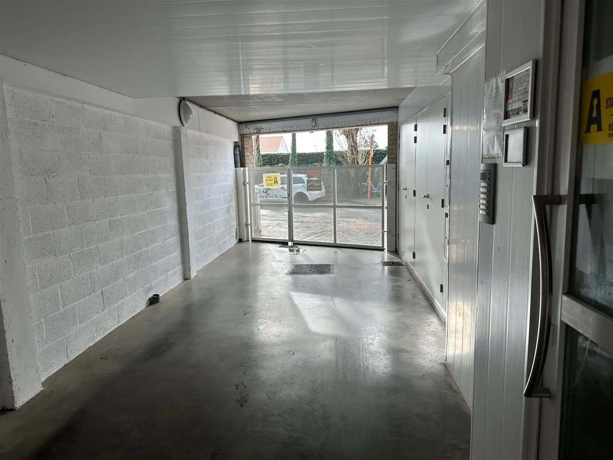 Staanplaats in volle centrum Bredene! foto 5