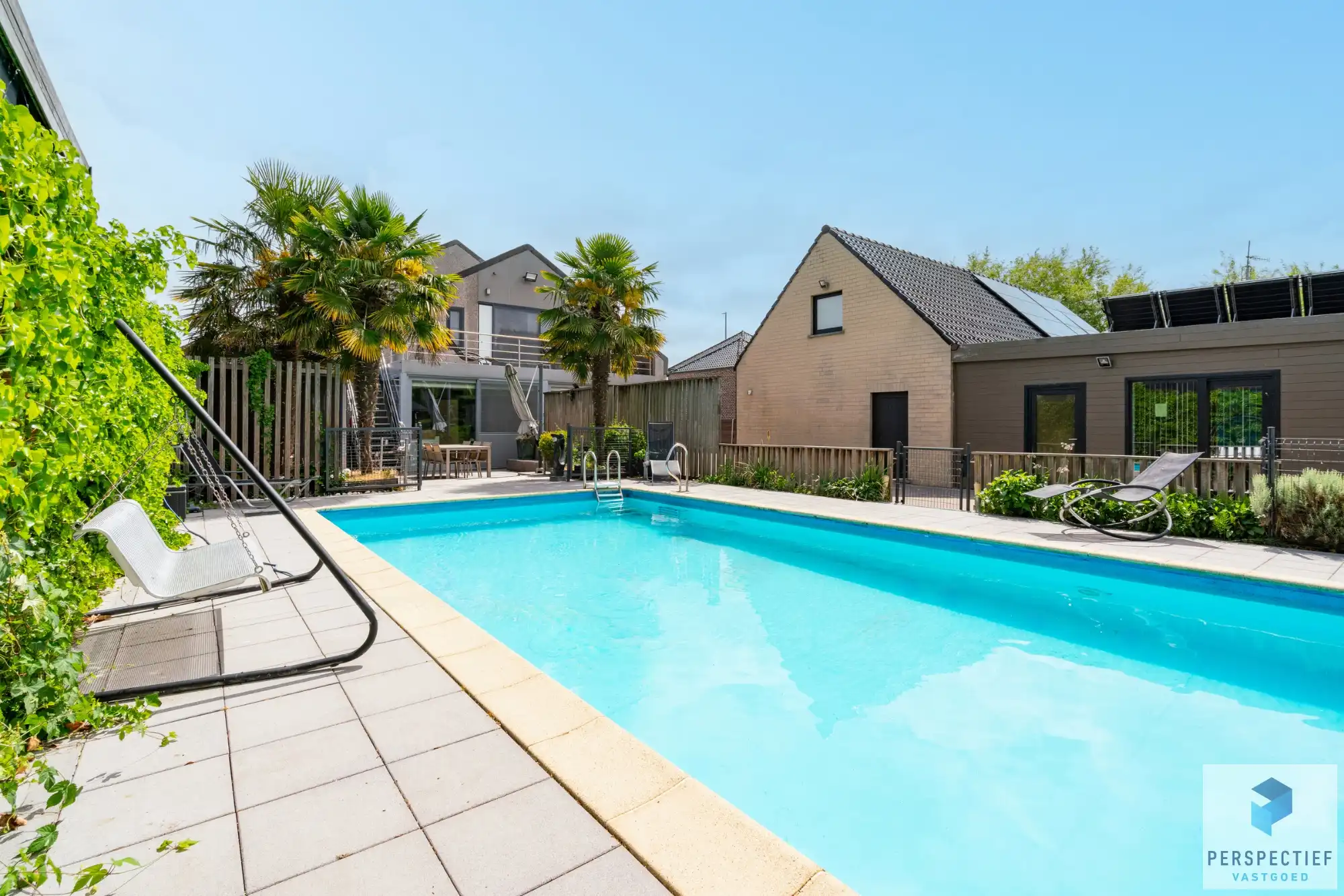 Handelspand met Winkelruimte, Magazijn en Woonst op 1.682 m² foto 10