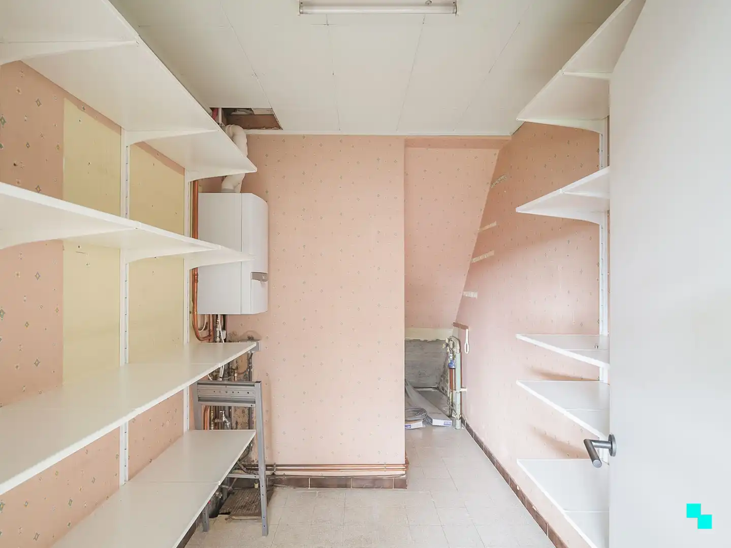 Charmante halfopenwoning met drie slaapkamers te Wetteren ten Ede foto 12