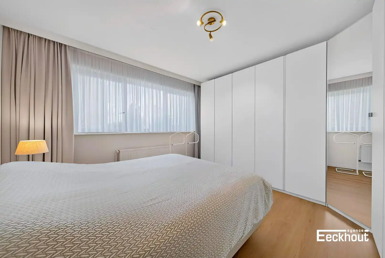 Instapklare halfopen woning nabij het strand op de grens tussen Oostende en Bredene! foto 8
