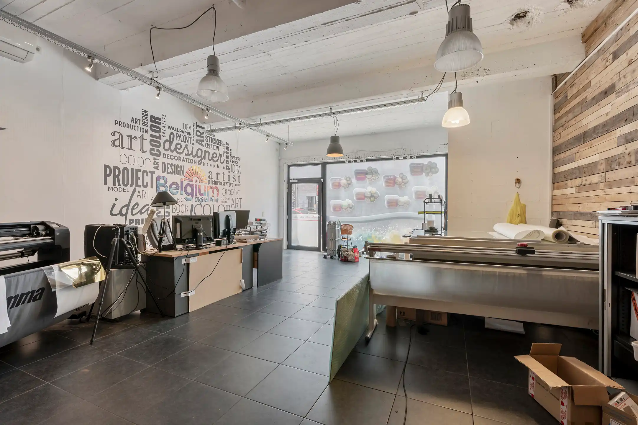 Ruime gelijkvloerse handelsruimte in hartje Turnhout foto 8