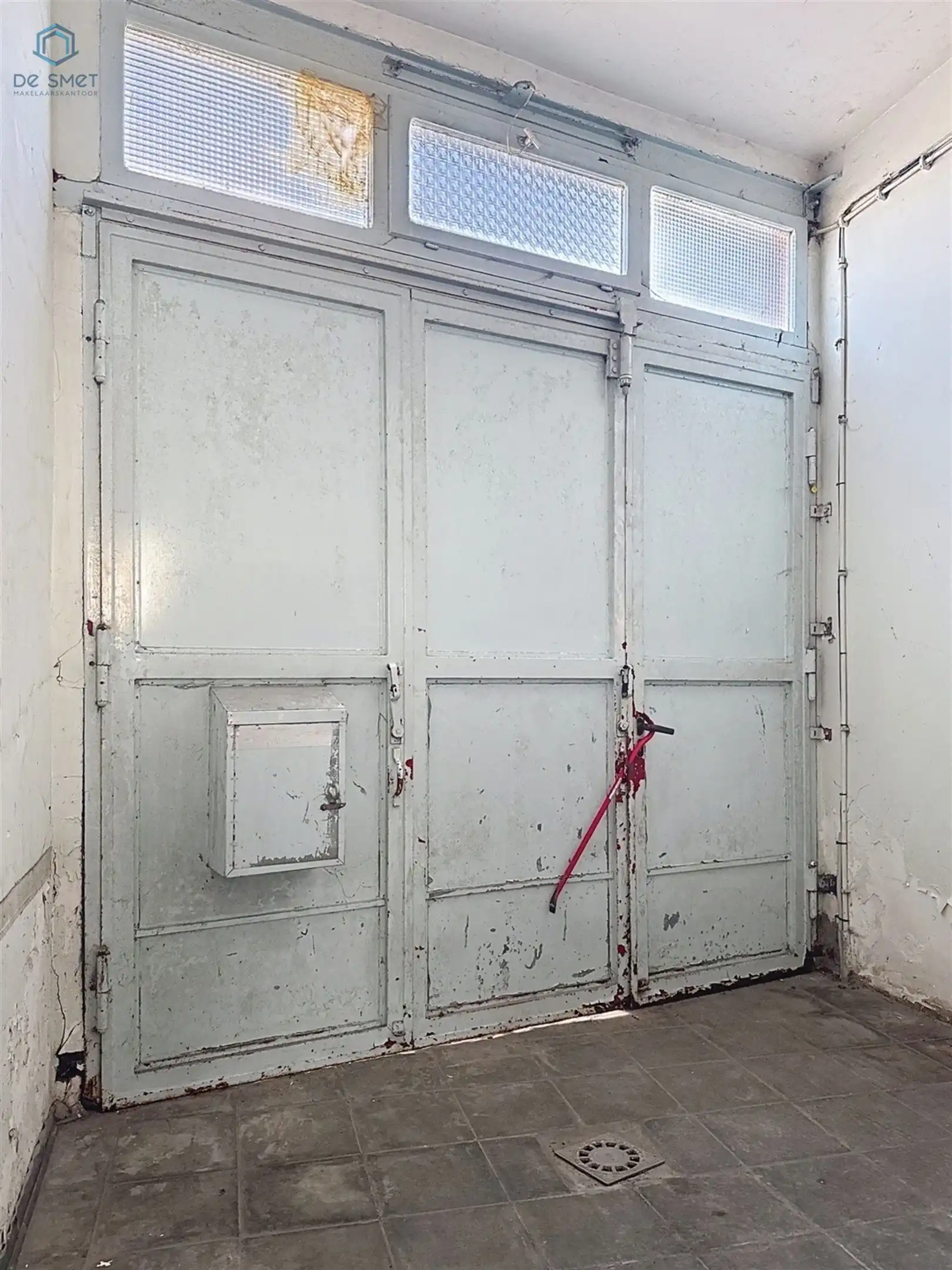 Ruime woning met veel potentieel! foto 19