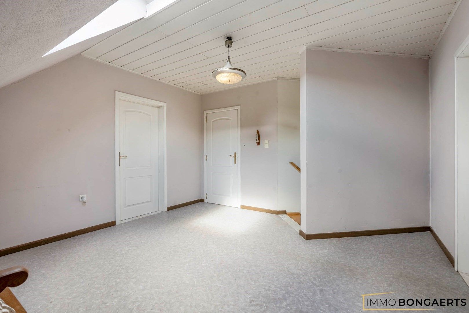 Ruime, rustig gelegen woning met drie slaapkamers foto 16