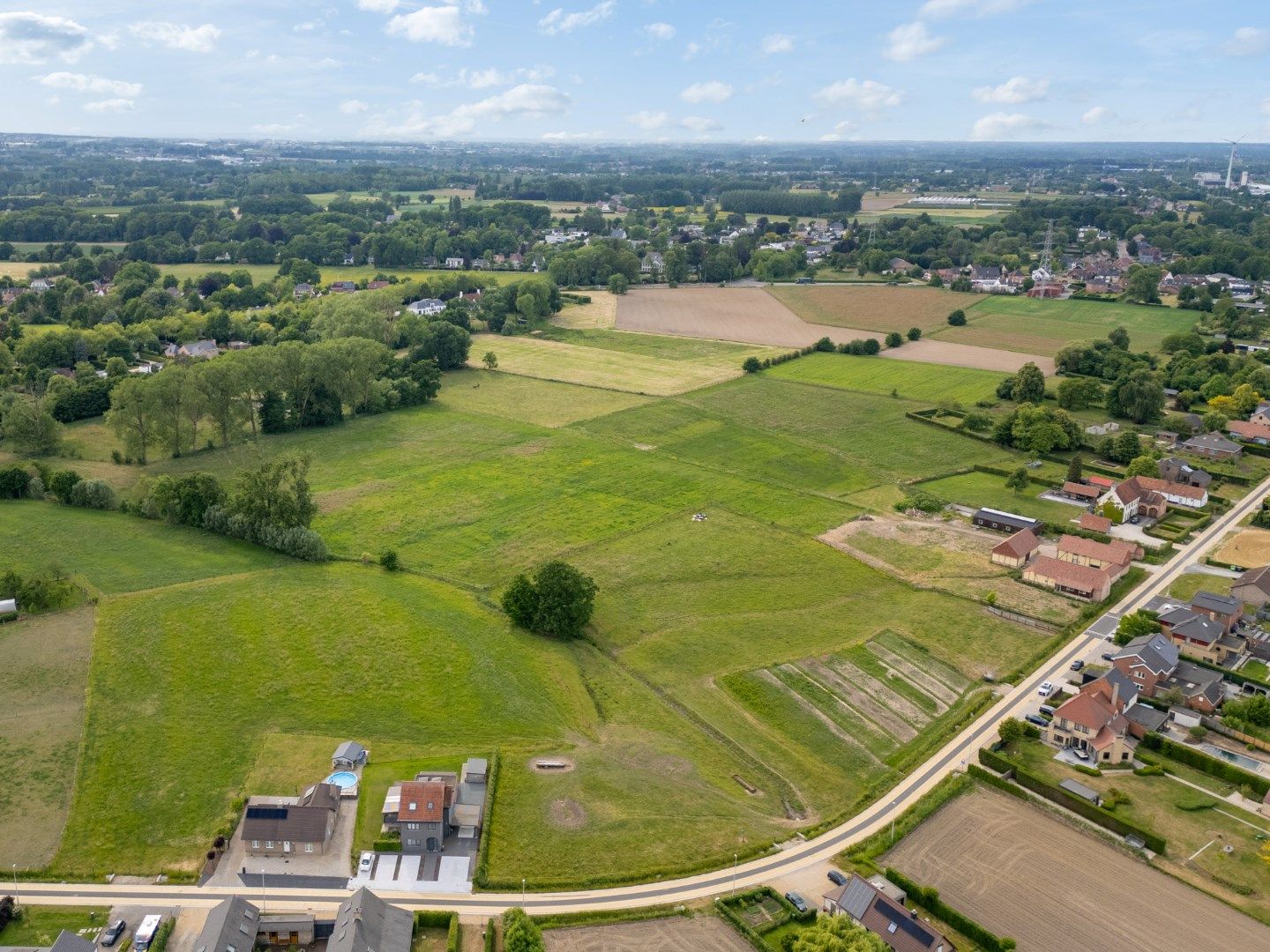 UNIEKE VIERKANTSHOEVE met paardenstallen op 7,34 hectare met vergunning voor zwembad en poolhouse foto 41