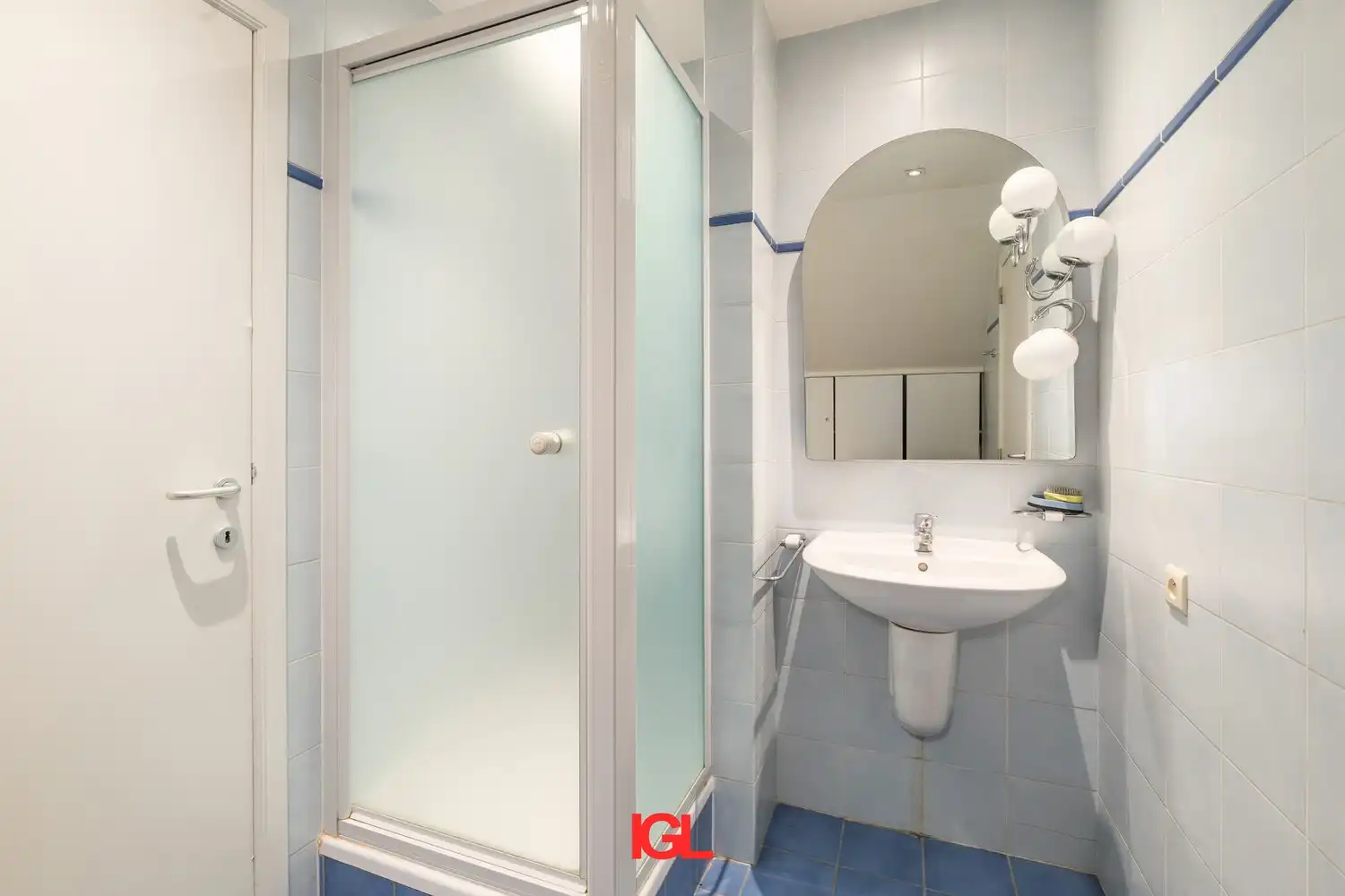 Luxueuze villa in residentiële wijk te huur foto 18
