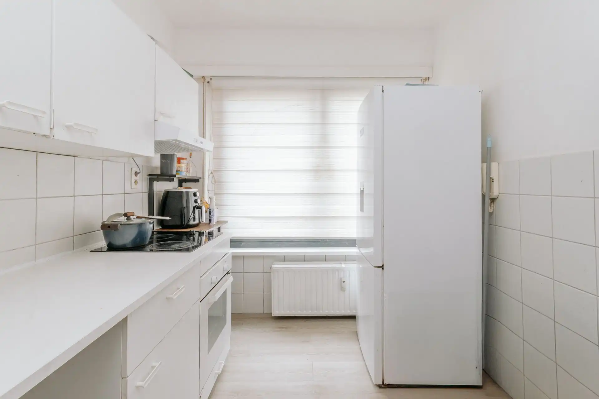 Gelijkvloers te renoveren drieslaapkamer appartement foto 6