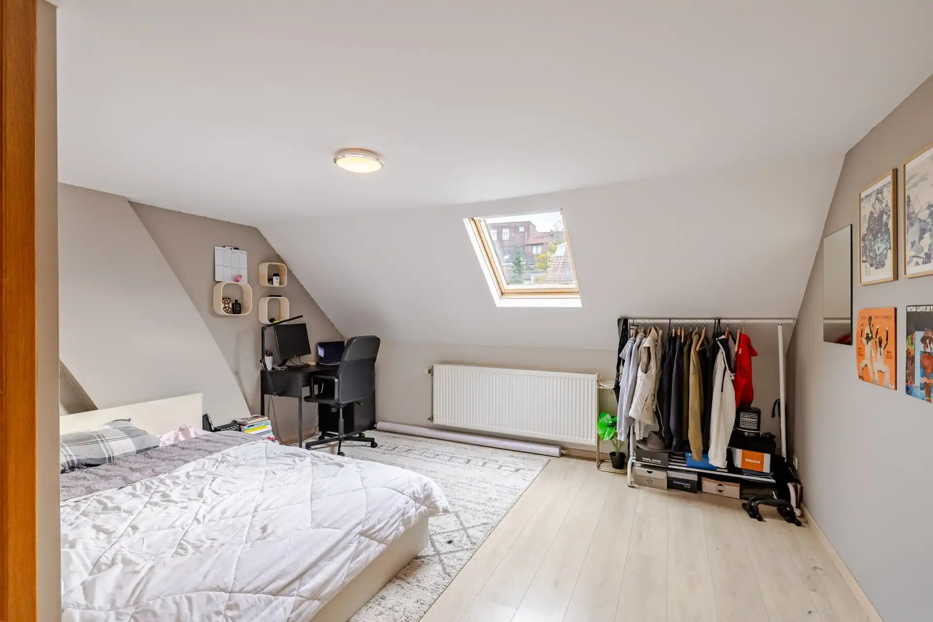 Gunstig gelegen rijwoning met 4 slaapkamers foto 13