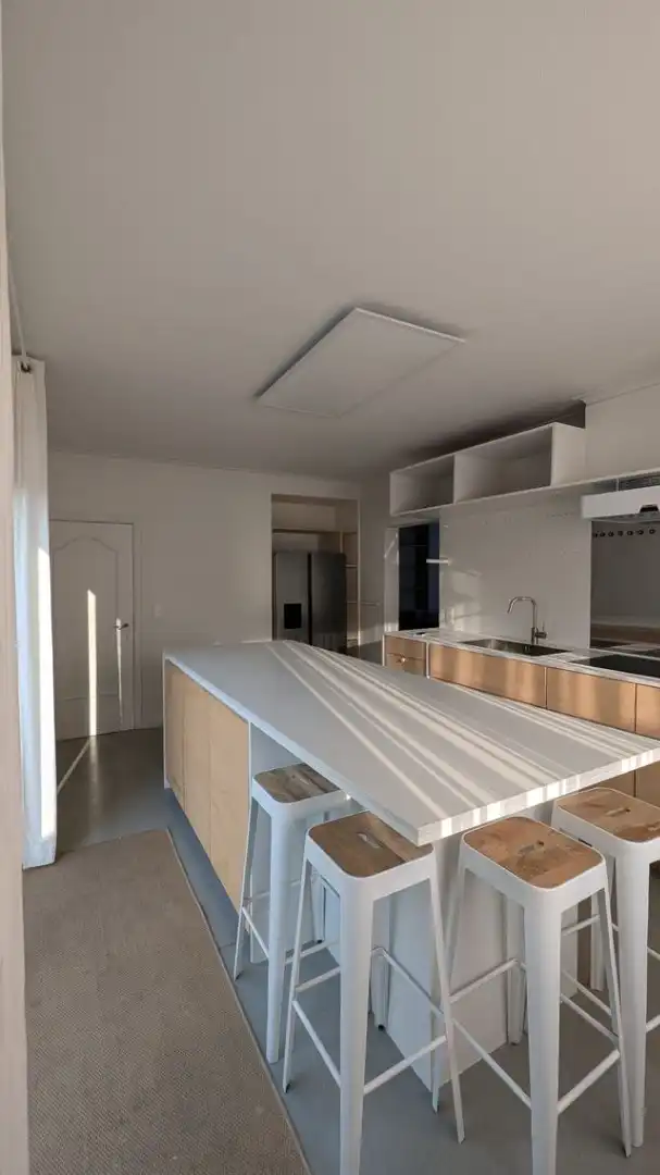 Ruime gerenoveerde woning met 3 slpks, gelegen op wandelafstand van het centrum !  foto 6