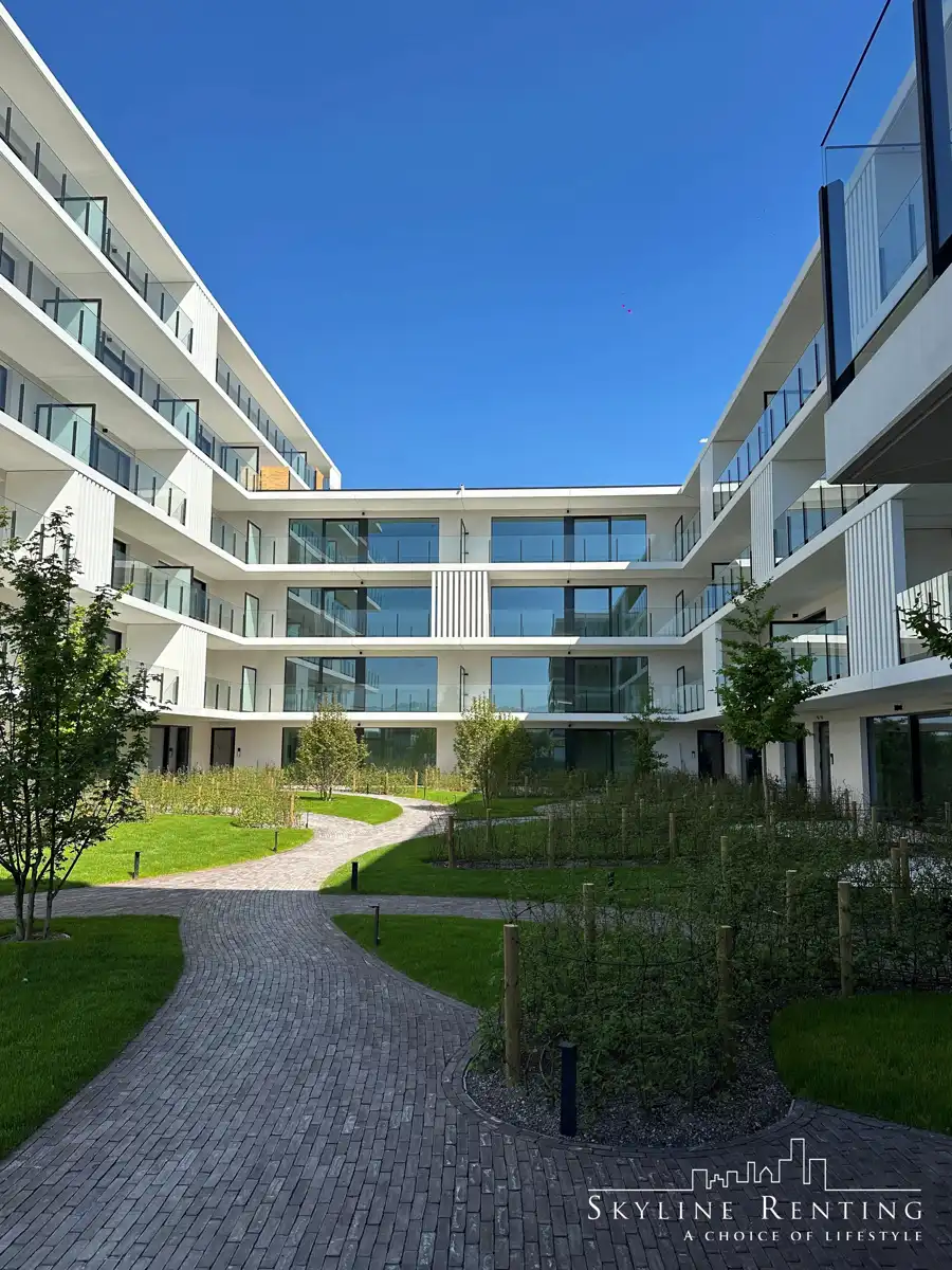Prachtig 2 slaapkamer appartement met groot TERRAS foto 2