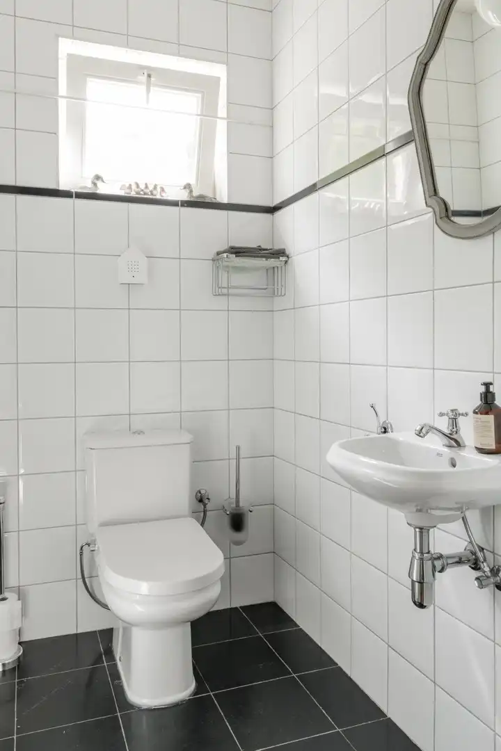 Charmante & sfeervolle, instapklare, energiecorrecte (EPC B) villa-landhuis met 5 slaapkamers, 3 badkamers, bureau én dubbele garage. foto 36