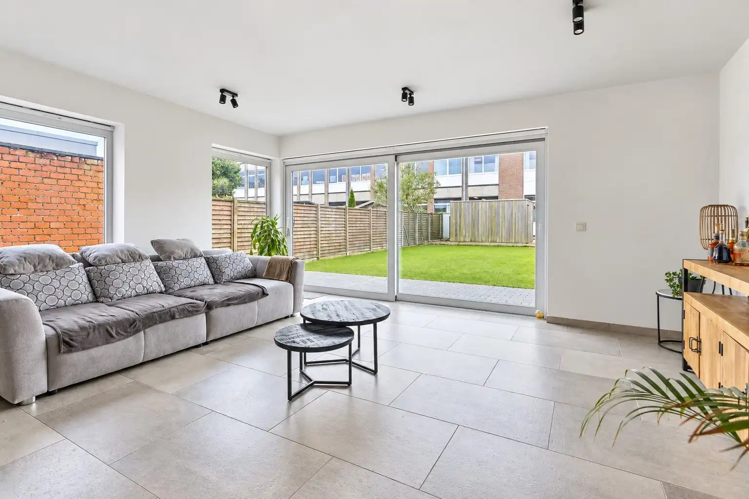 Ruime recente woning met home-office, 3 slaapkamers, tuin met uitweg & garage. (aankoop aan 2% mogelijk!) foto 8