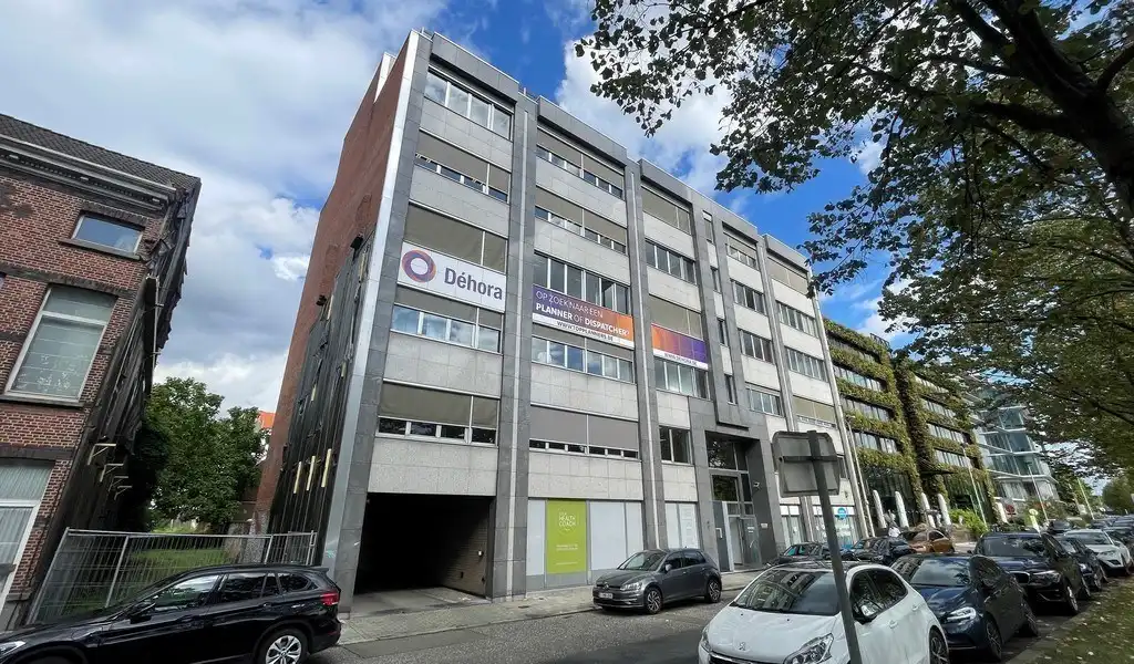 Kantoren te huur in Quinten Building in Berchem foto 16