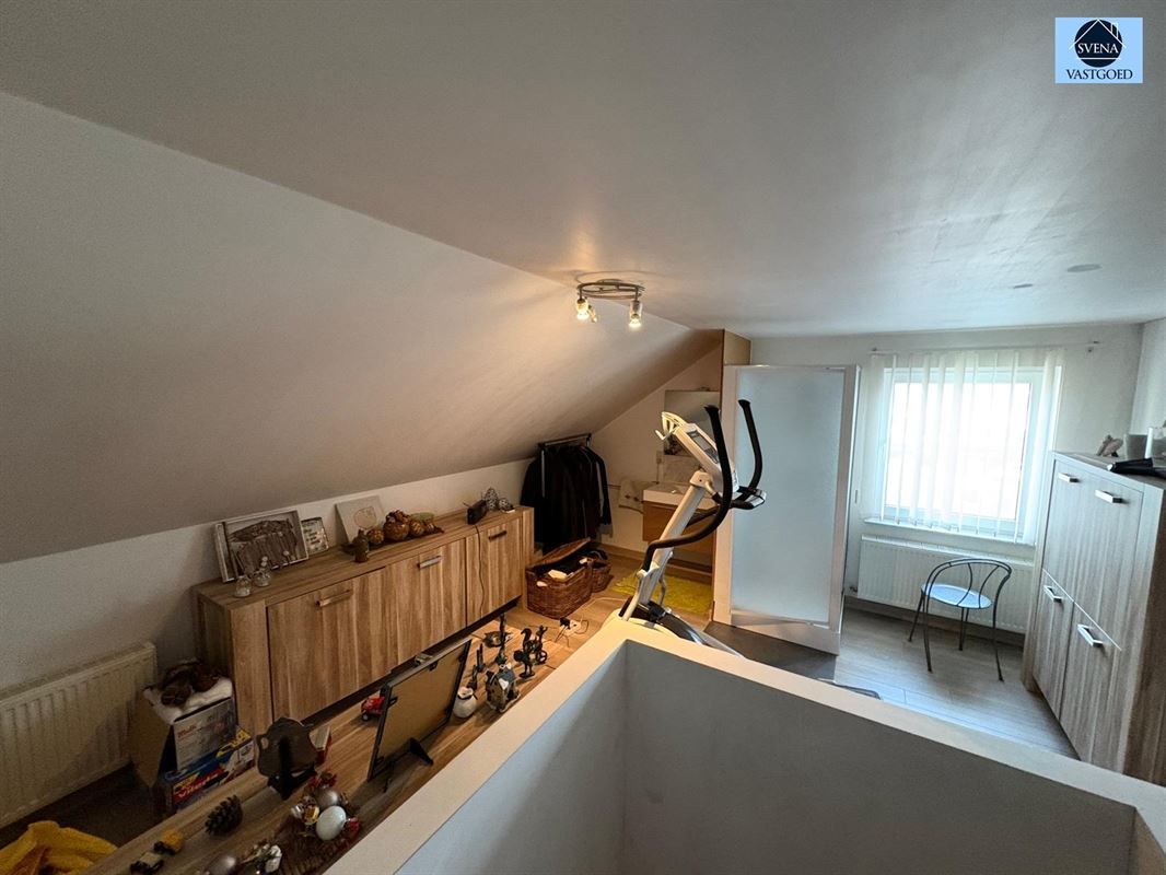 DRIEGEVEL WONING MET 5 KAMERS EN TUINTJE foto 9