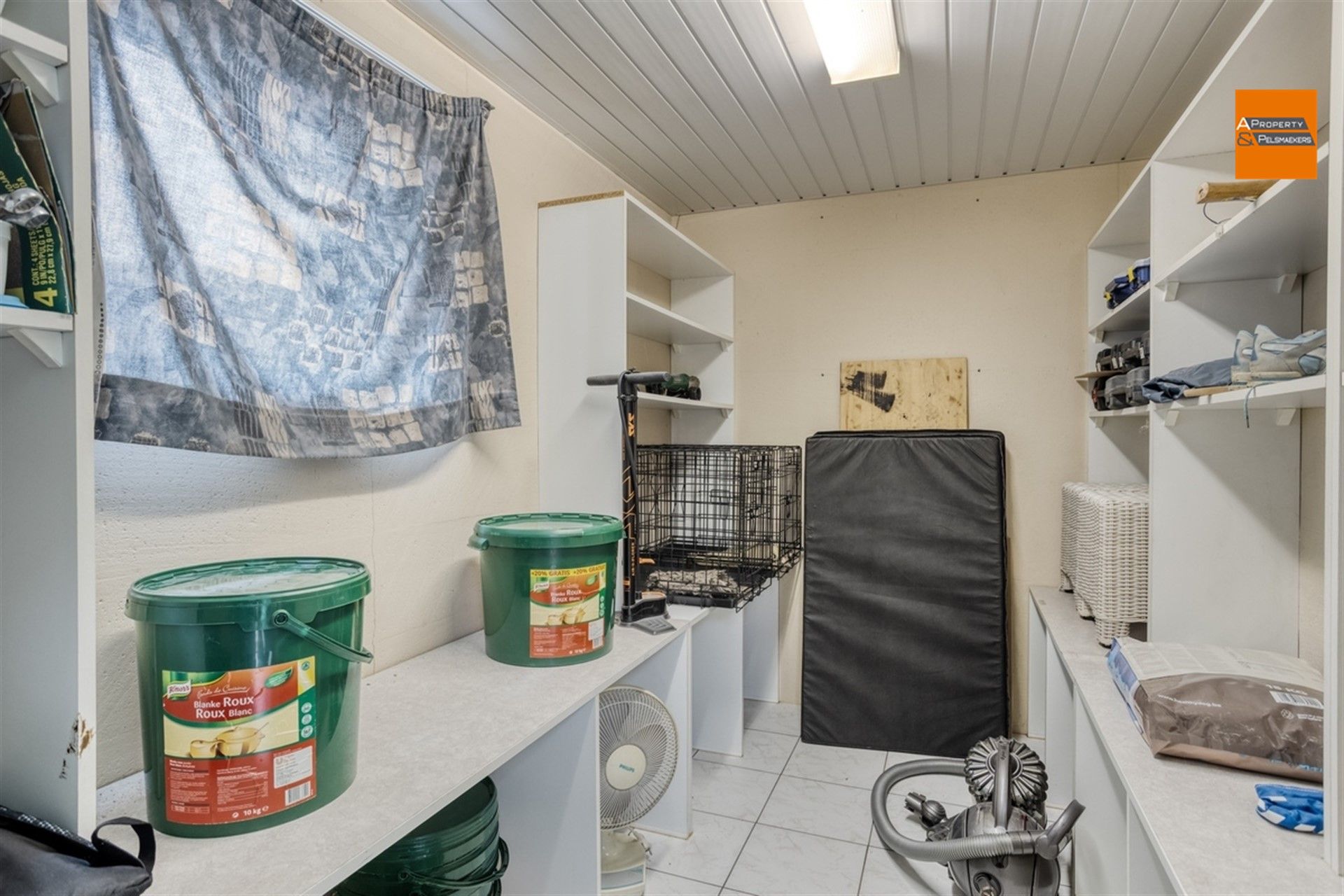 Gerenoveerde woning met ruime tuin foto 15