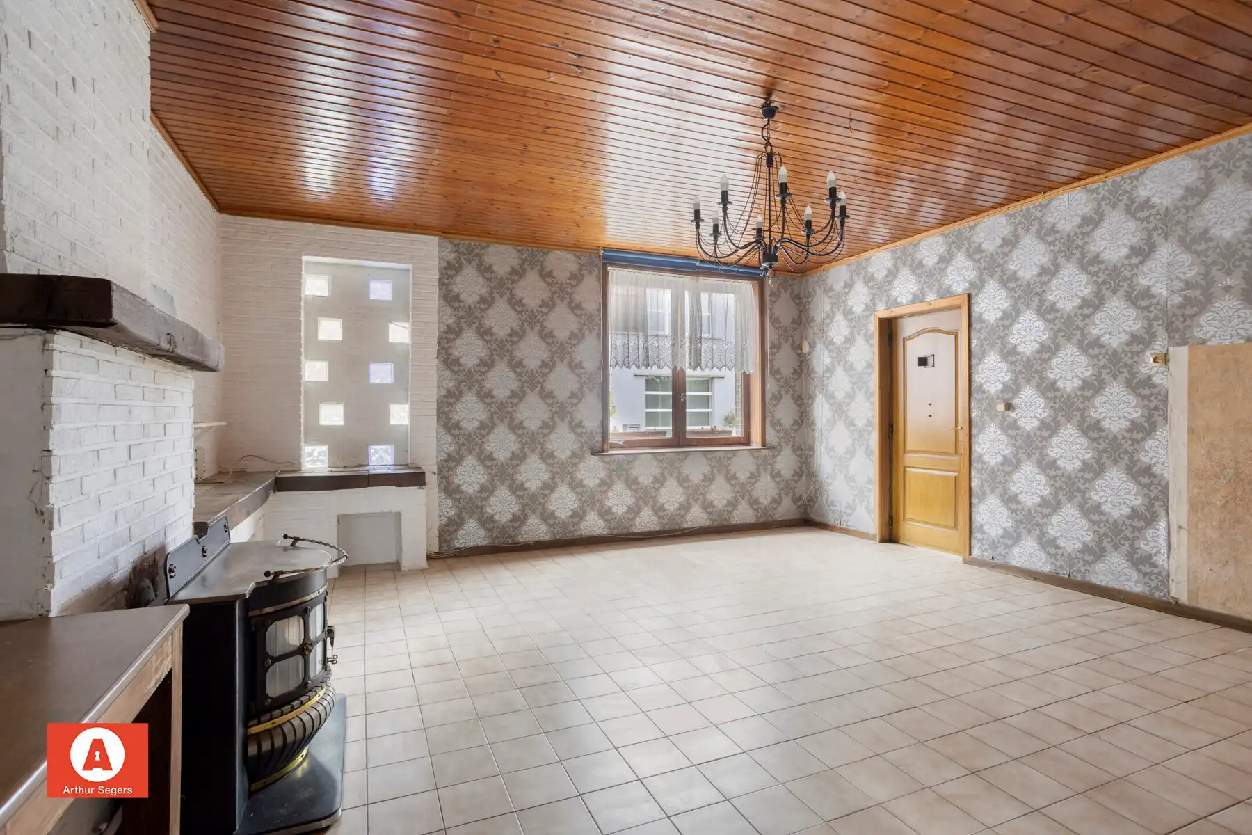 Te renoveren woning nabij het centrum van Opwijk foto 7