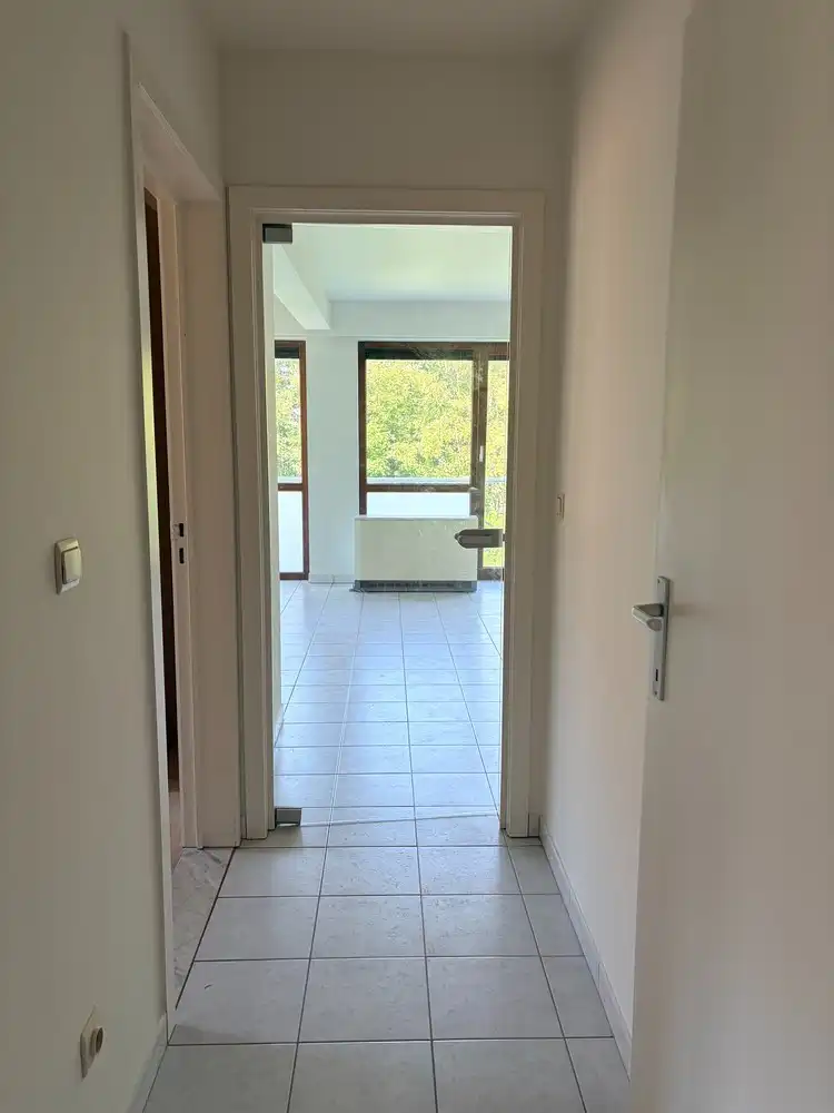 Instapklaar en rustig gelegen appartement met garagebox foto 7