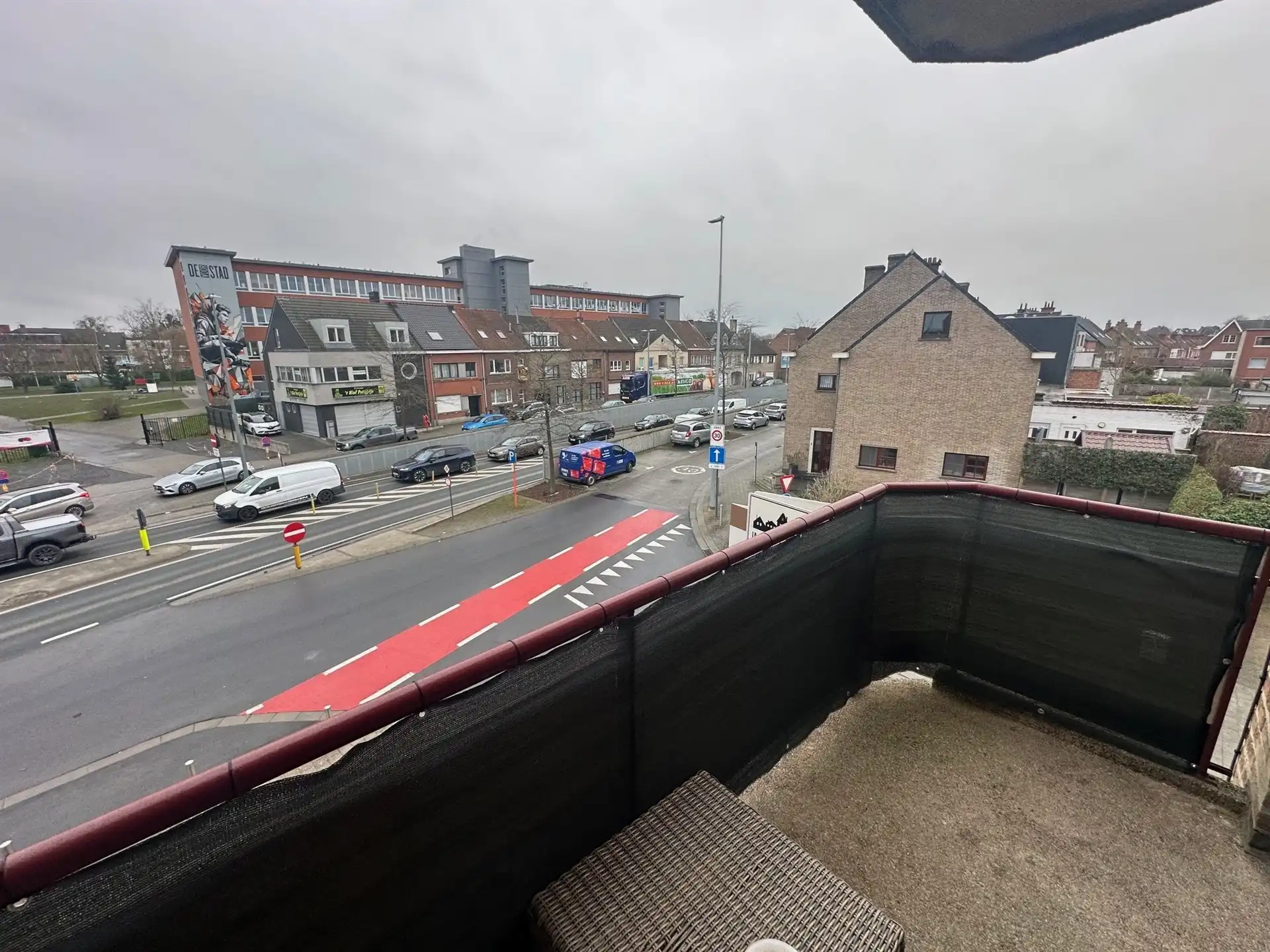 Strategisch gelegen en zeer ruim appartement met 2 slaapkamers foto 4