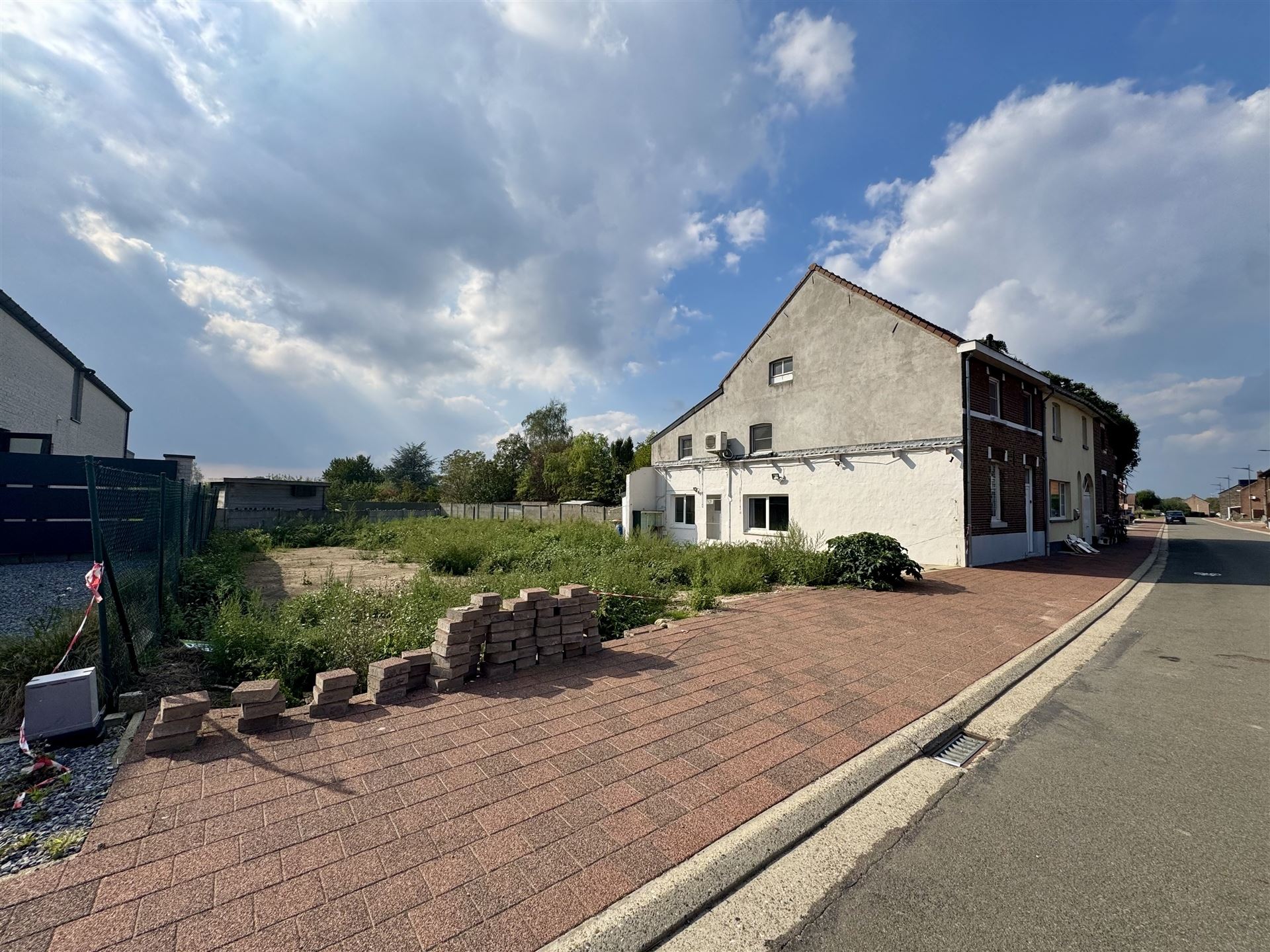 Te renoveren woning op een doodlopende straat  foto 18
