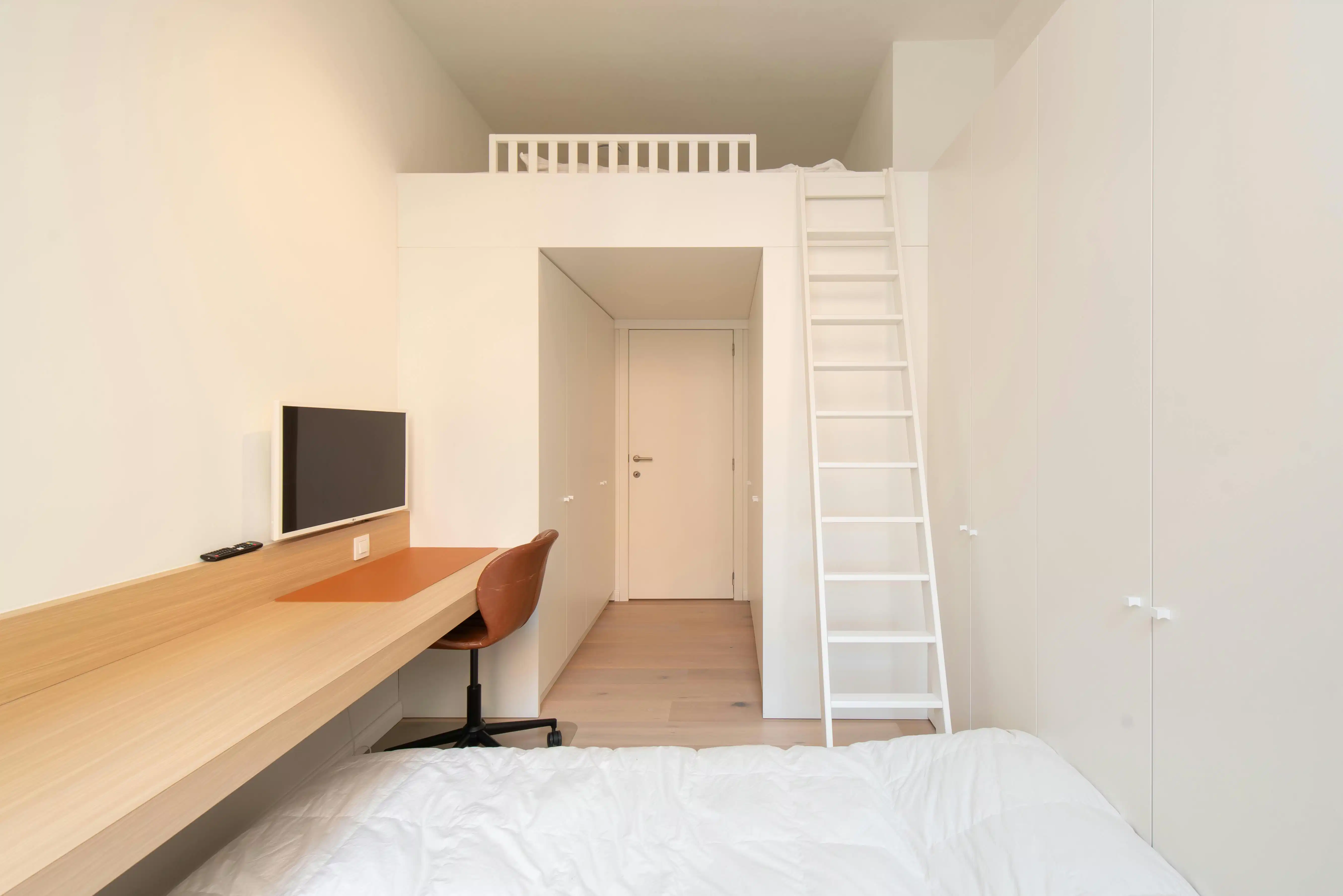 Luxueus 2-slpk appartement te Oostende met terras foto 11