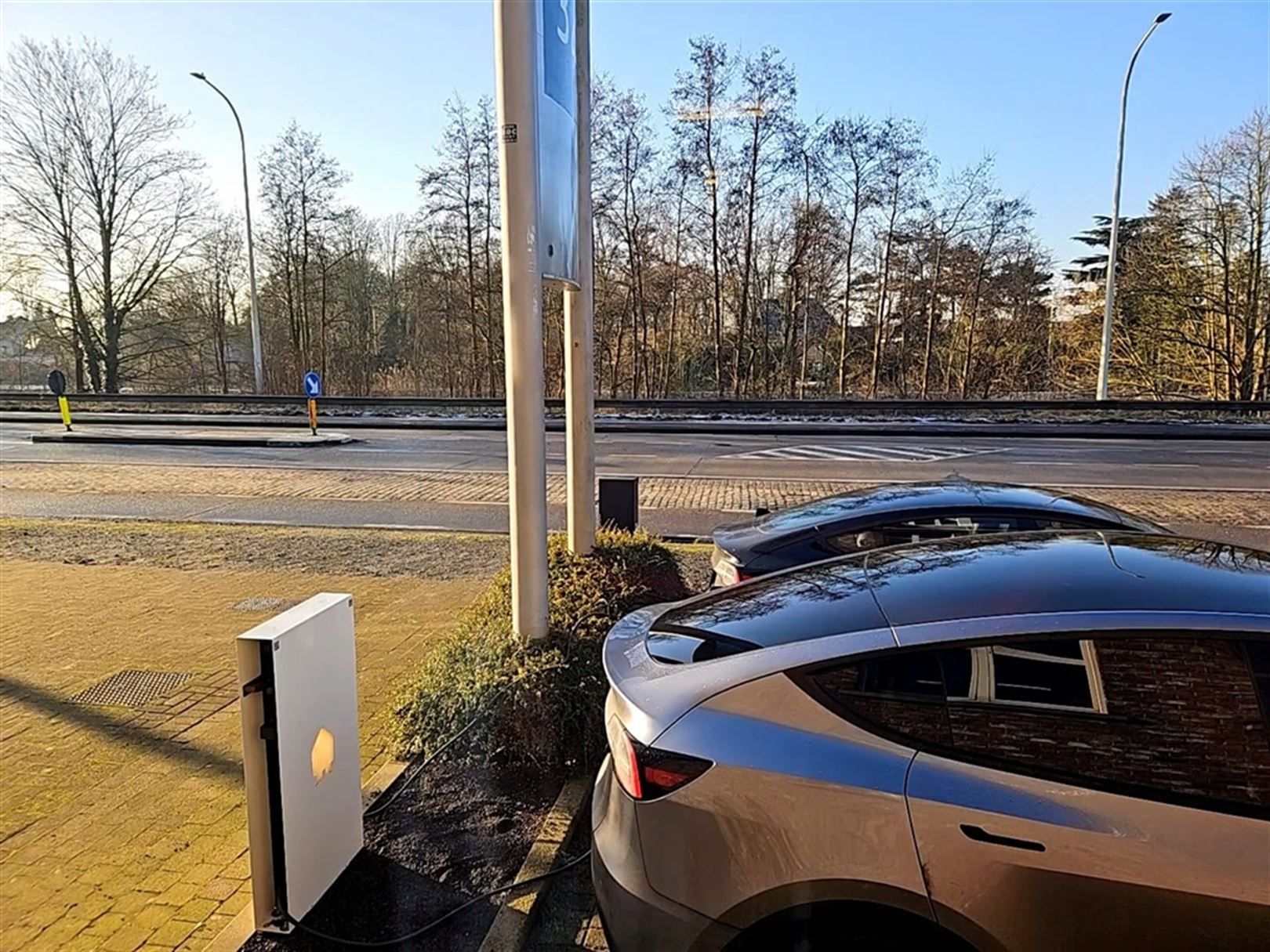 Moderne full service kantoren langs Brugsevaart foto 10