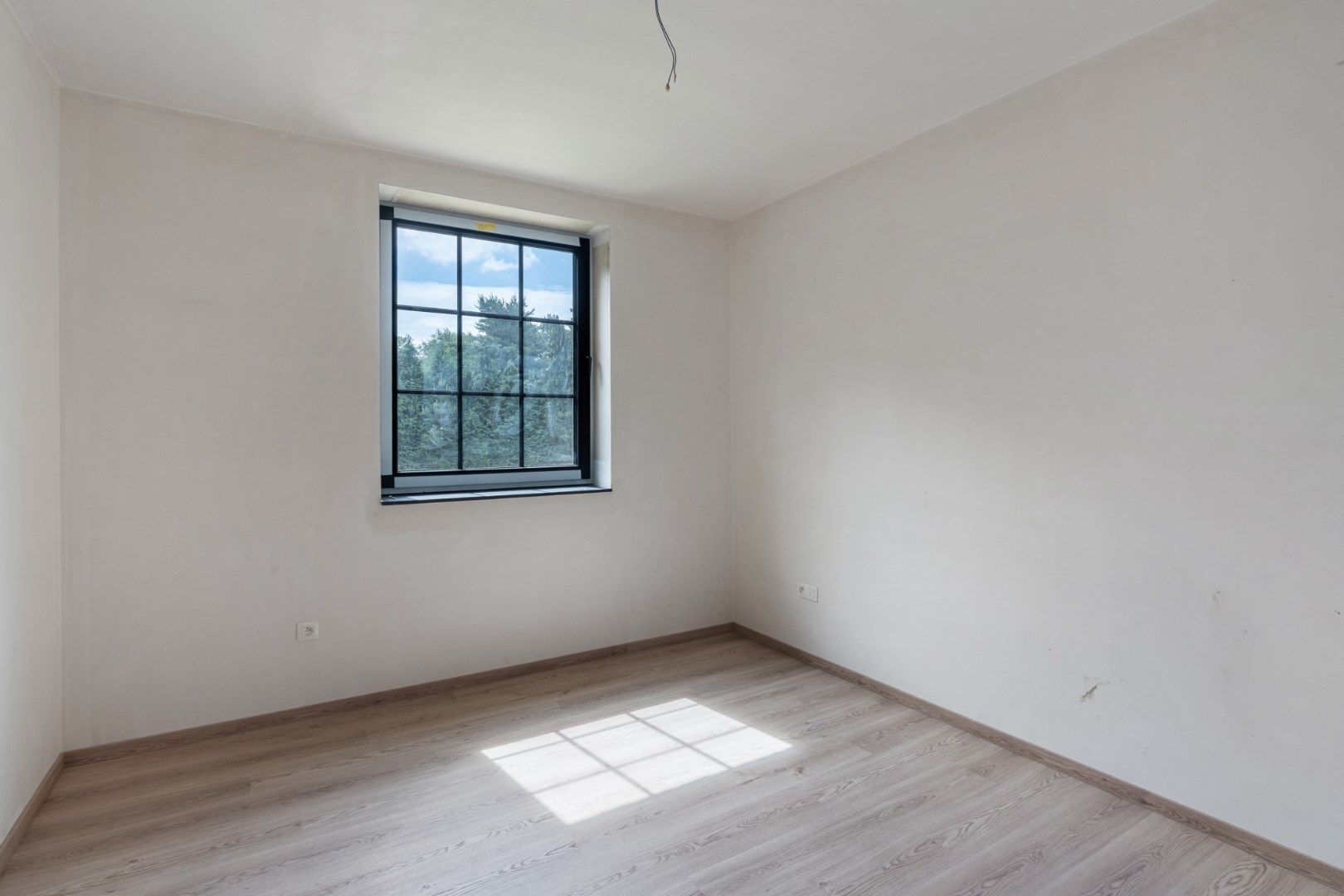 Volledig afgewerkte halfvrijstaande Bijna Energie Neutrale nieuwbouwwoning (BEN) op een perceel van 6a49ca op een gunstige locatie te Helchteren!  foto 17
