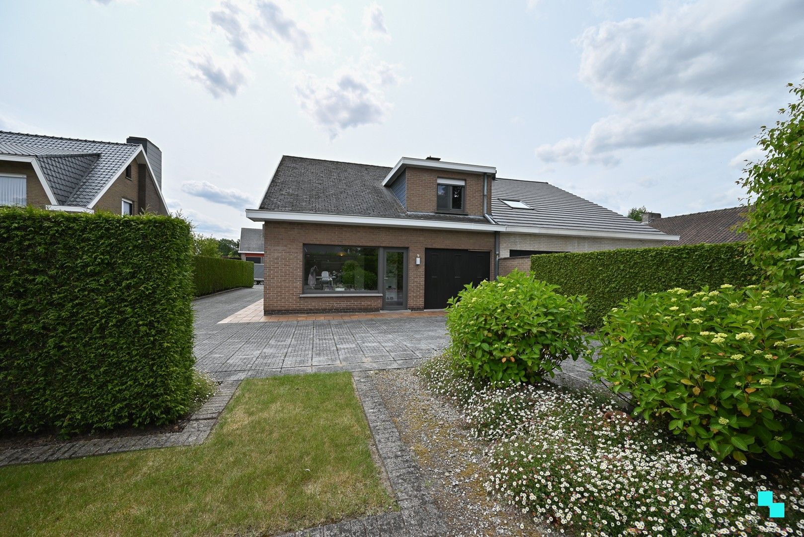 Rustig en aangenaam gelegen woning te Sint-Rafaelswijk Izegem foto 13