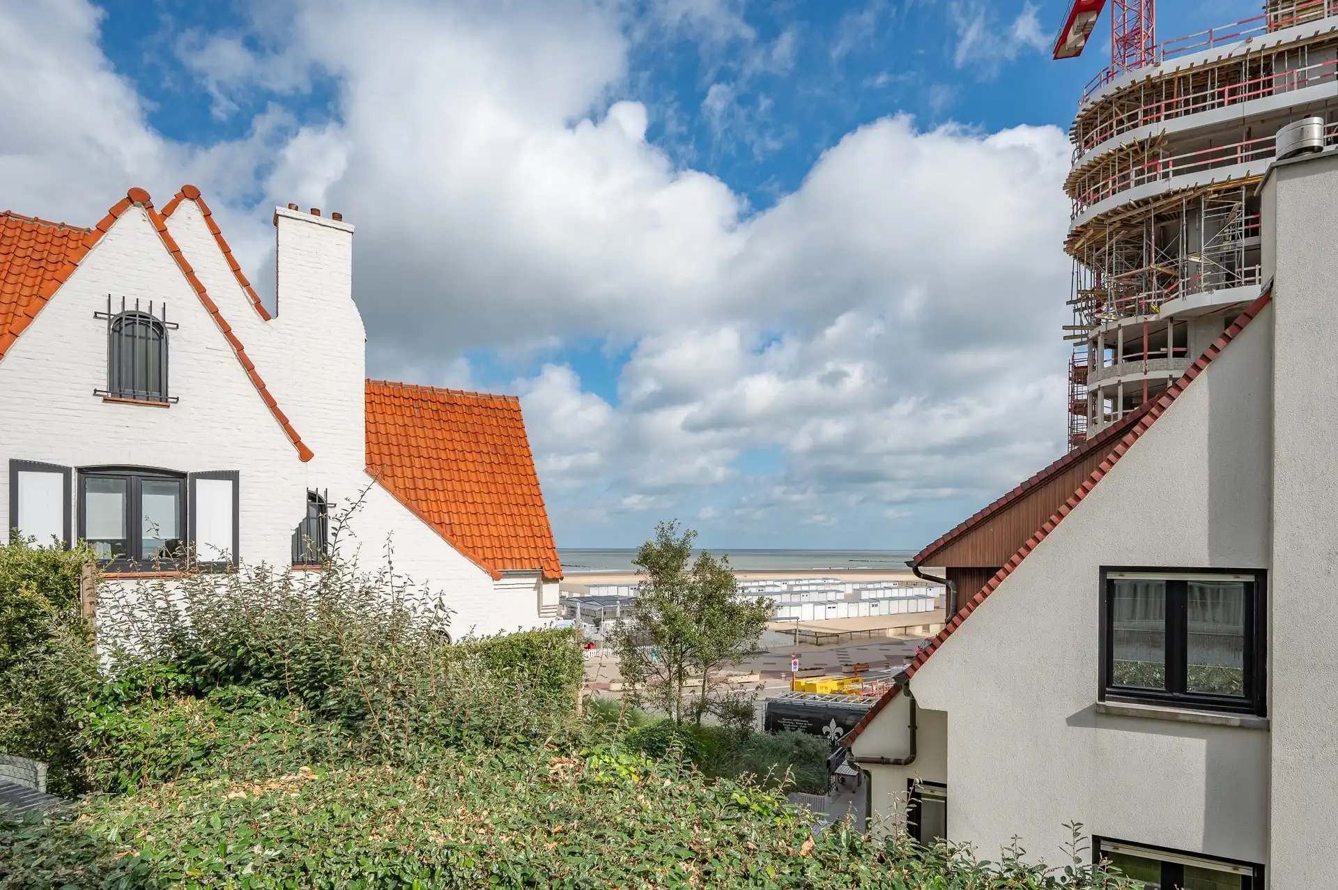 Gemeubeld: ruim appartement met 3 slaapkamers! foto 4