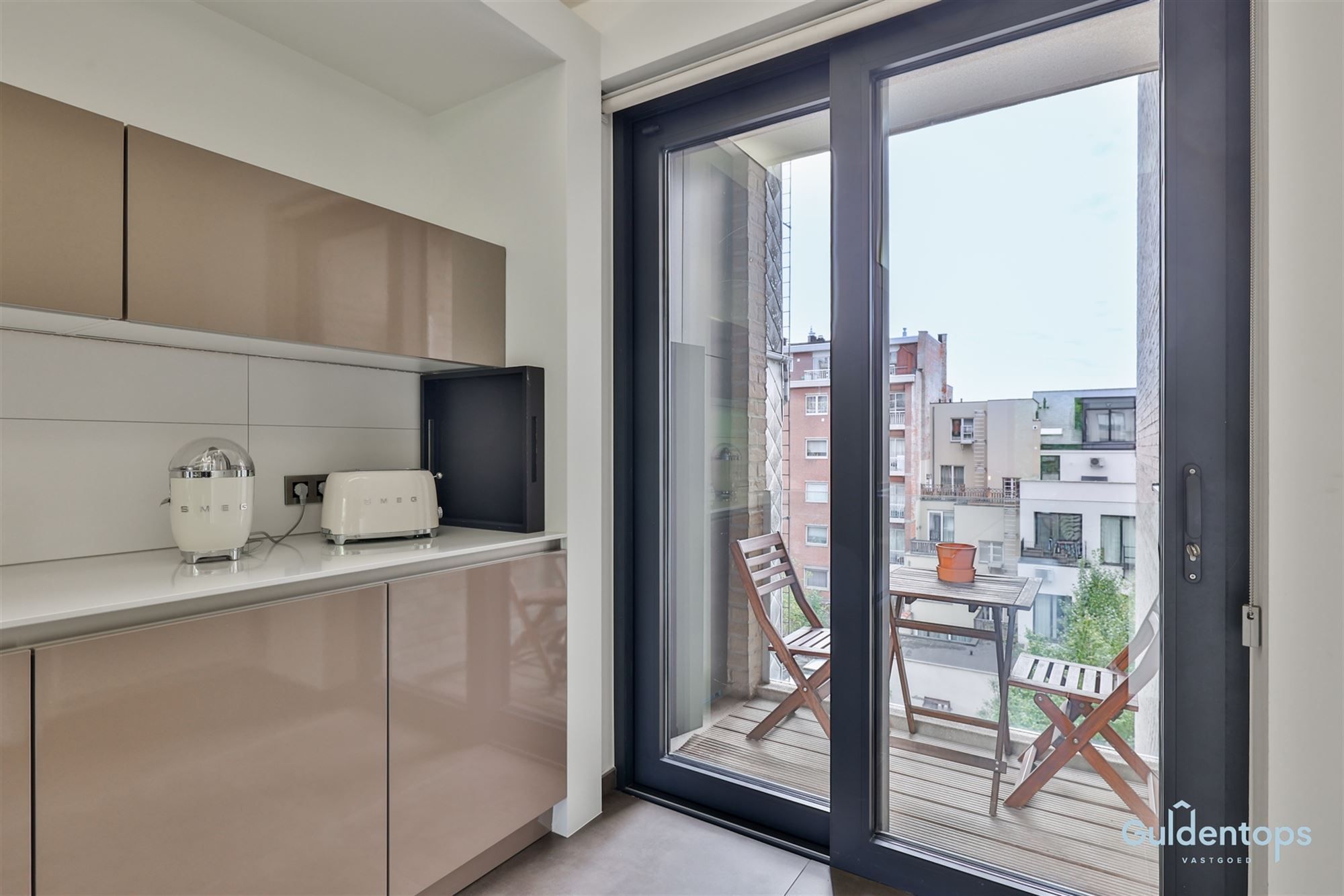 Knap ruim luxueus appartement op absolute toplocatie foto 14