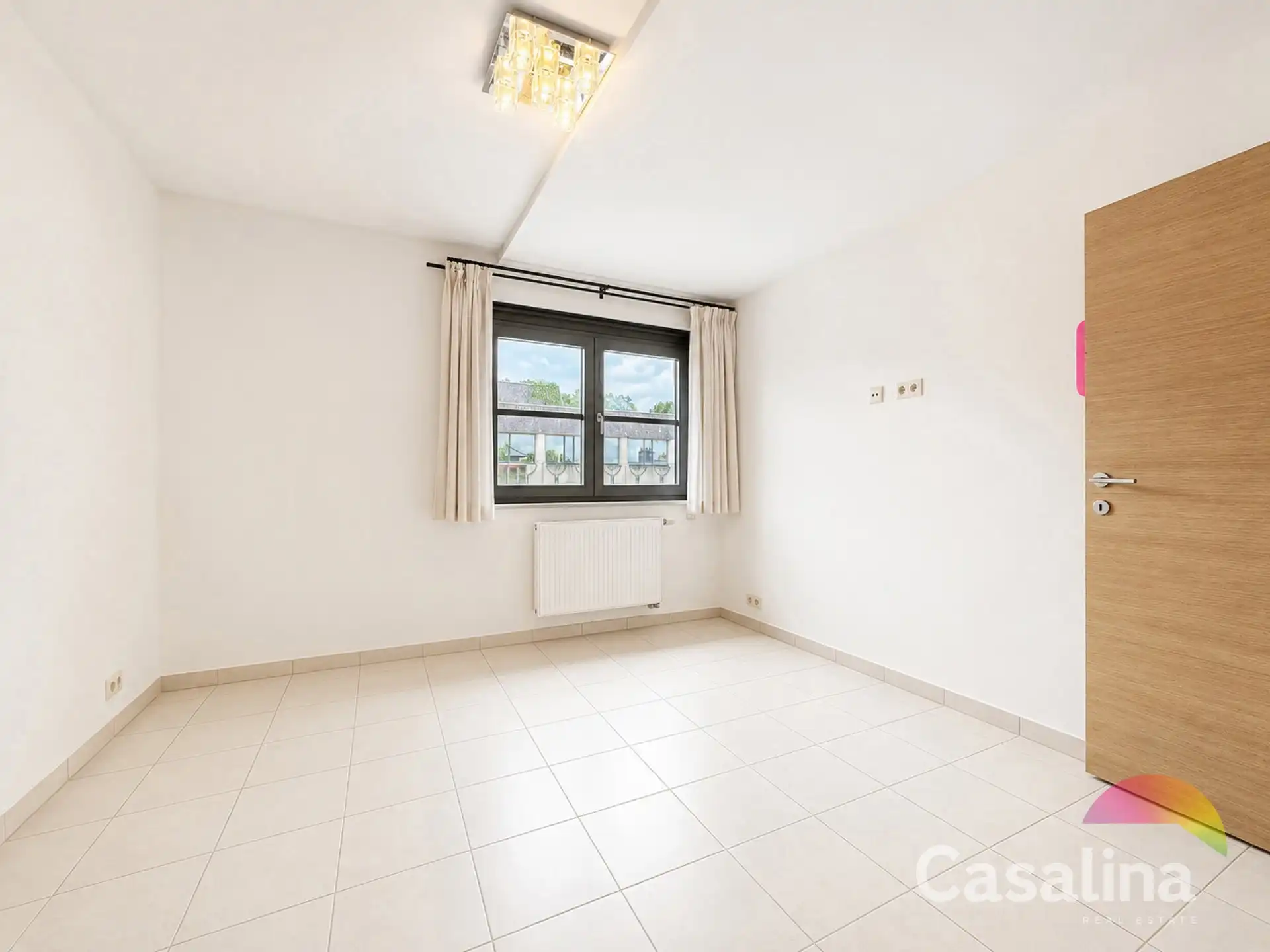 Zuidgericht appartement met 2 slaapkamers, terras en 2 Park. foto 9