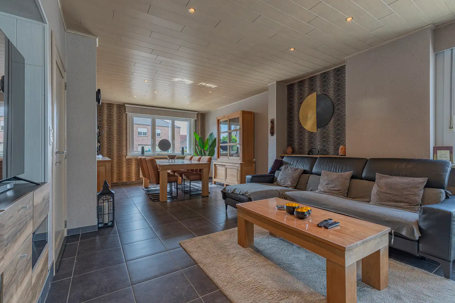 Instapklare gezinswoning met 3 slaapkamers! foto 2