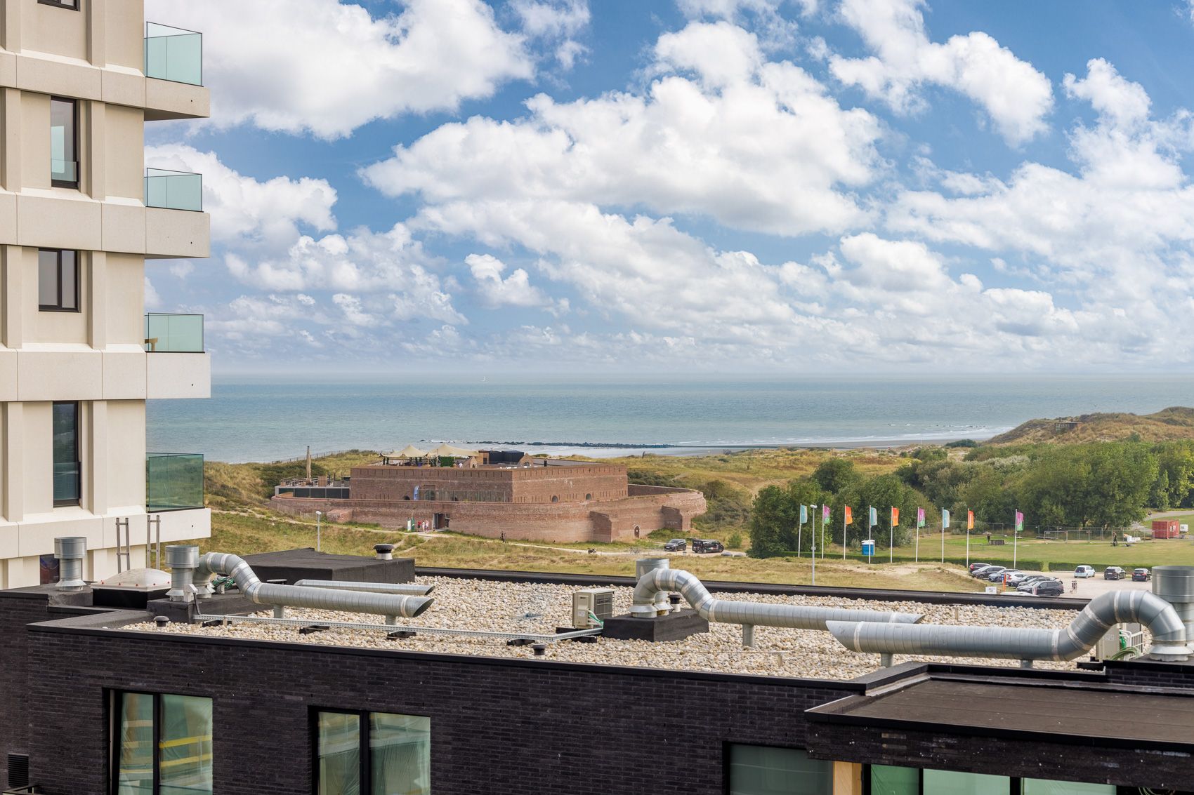 Stijlvol hoekappartement met zeezicht te koop in Oostende foto 7