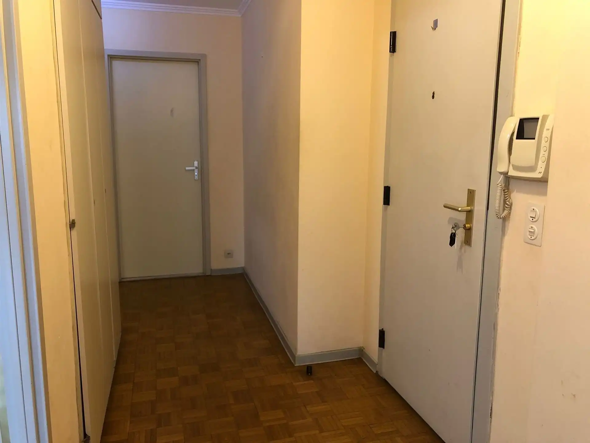 Lichtrijk 2-slpkm app met terras in centrum Mechelen foto 5