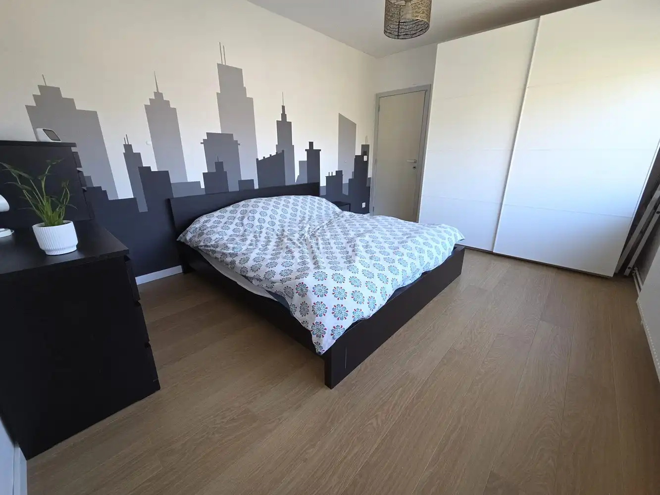 Zeer rustig gelegen woning in Mariaburg, gerenoveerd en voorzien van 3 slaapkamers en ruime garage aanbouw foto 5