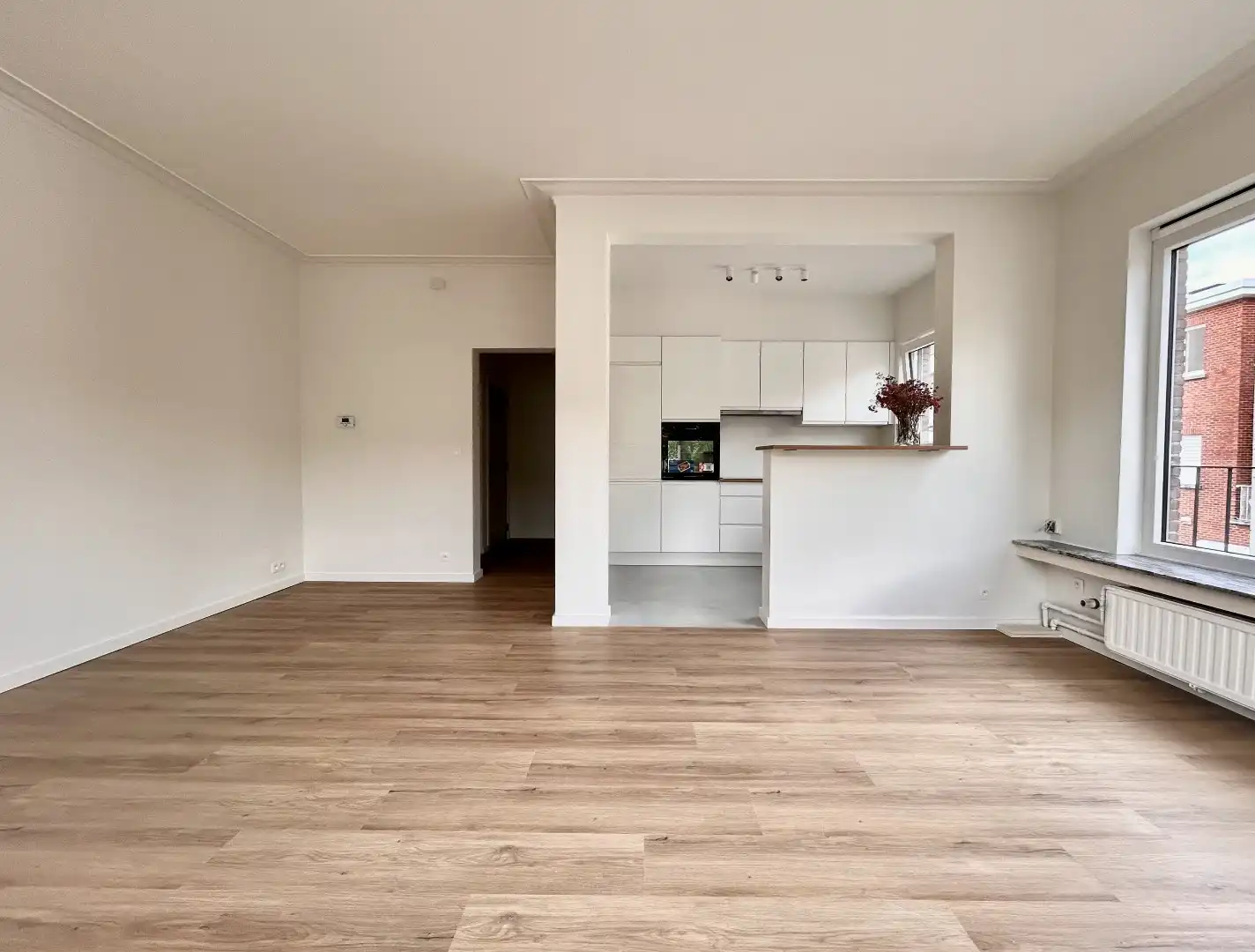 Gerenoveerd instapklaar 2 slpk appartement foto 3