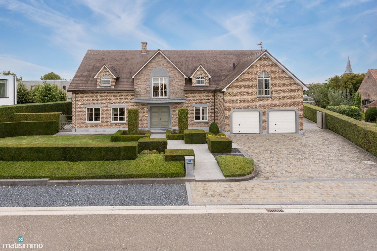 RIANTE INSTAPKLARE VILLA MET 4 SLAAPKAMERS EN RUIME TUIN IN HET LANDELIJKE MARTENSLINDE foto 2
