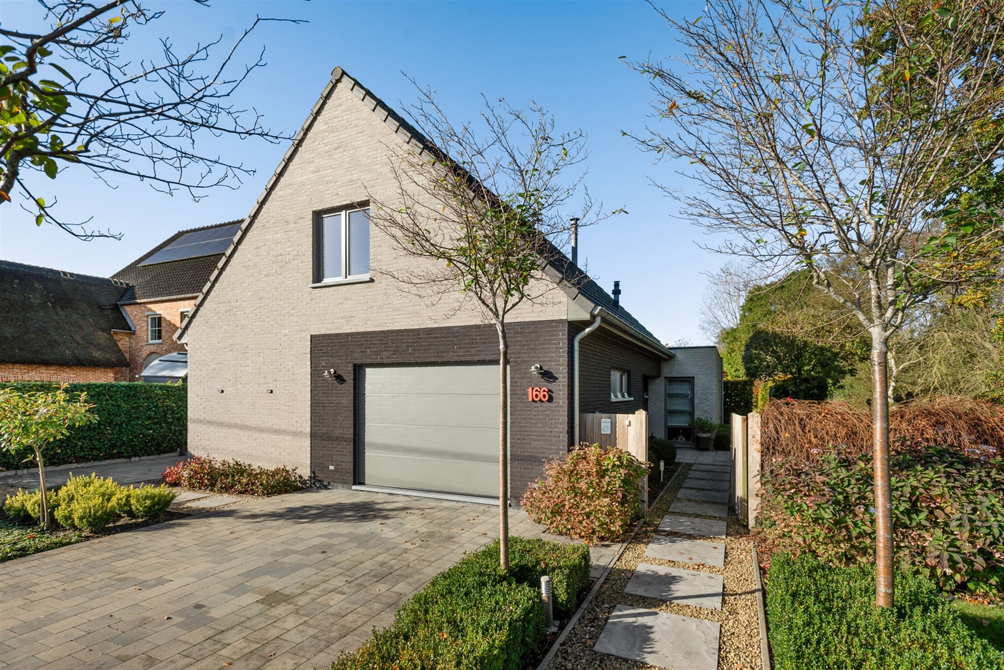 Recente woning op een groene locatie te Putte foto 2