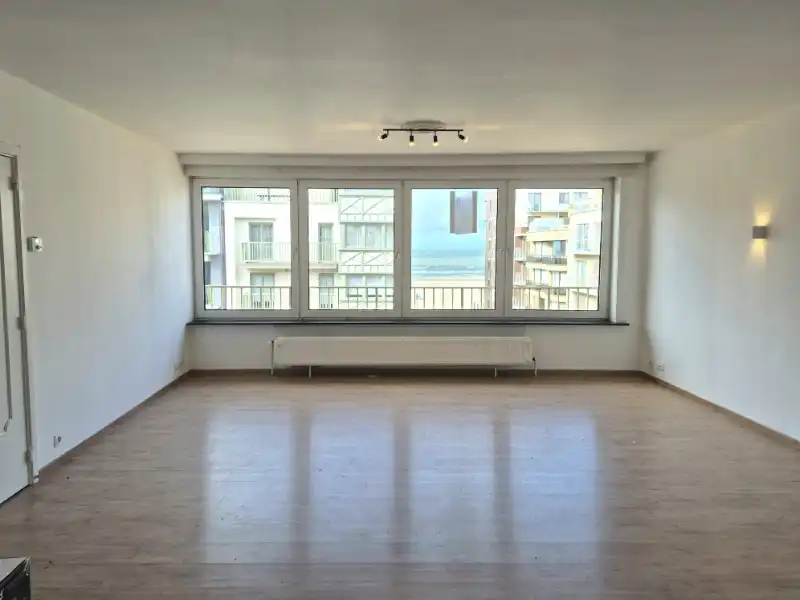 Ruim drie slaapkamer appartement te huur op jaarbasis foto 2