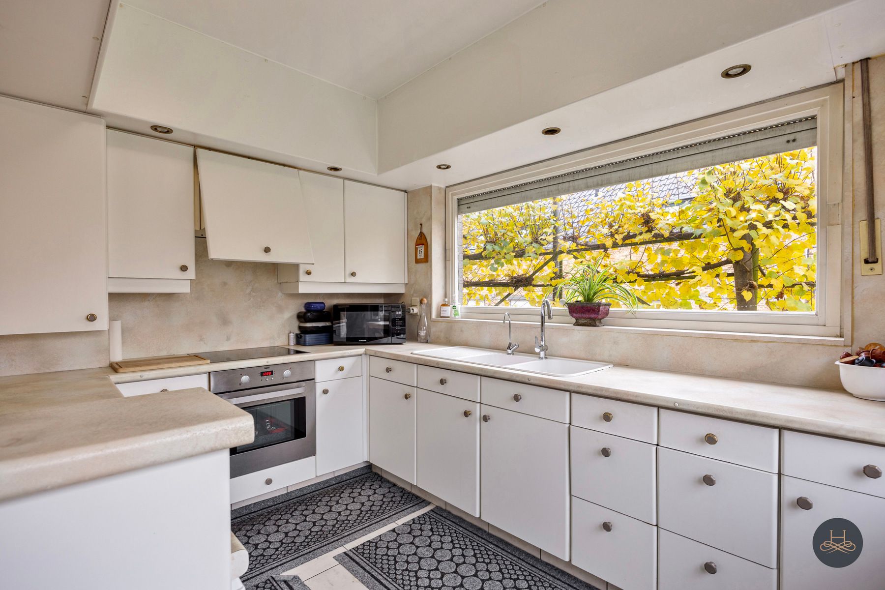 Karaktervolle, lichtrijke woning op uitstekende ligging foto 5