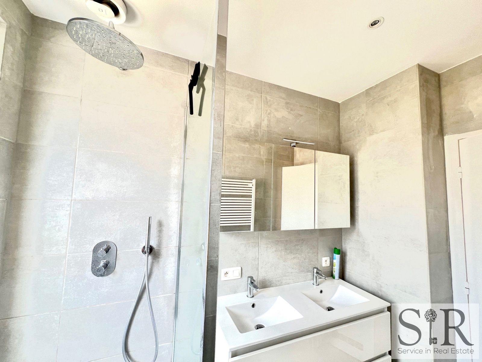 Appartement te huur foto 9