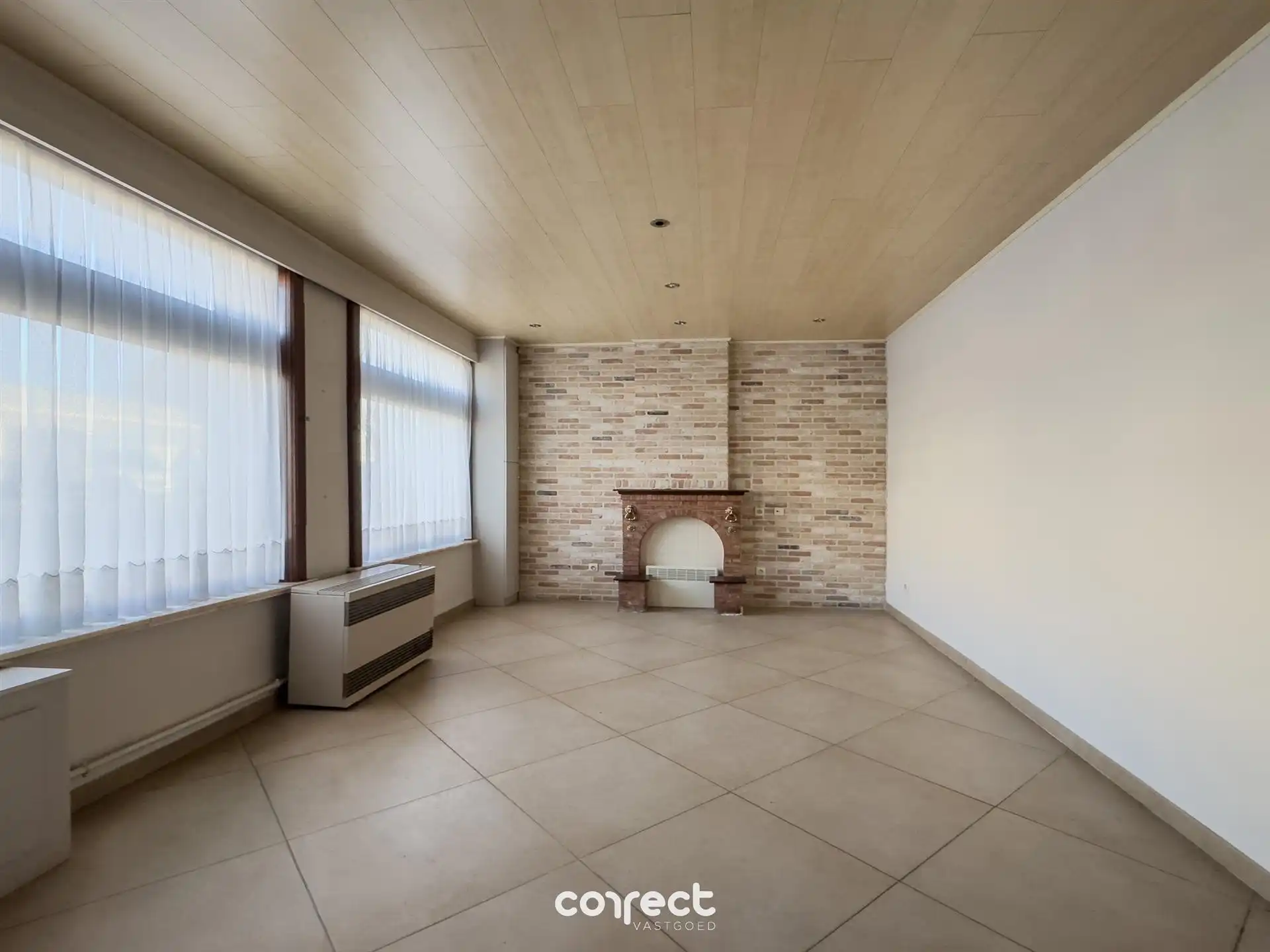 Ruime starterswoning met garage. foto 4